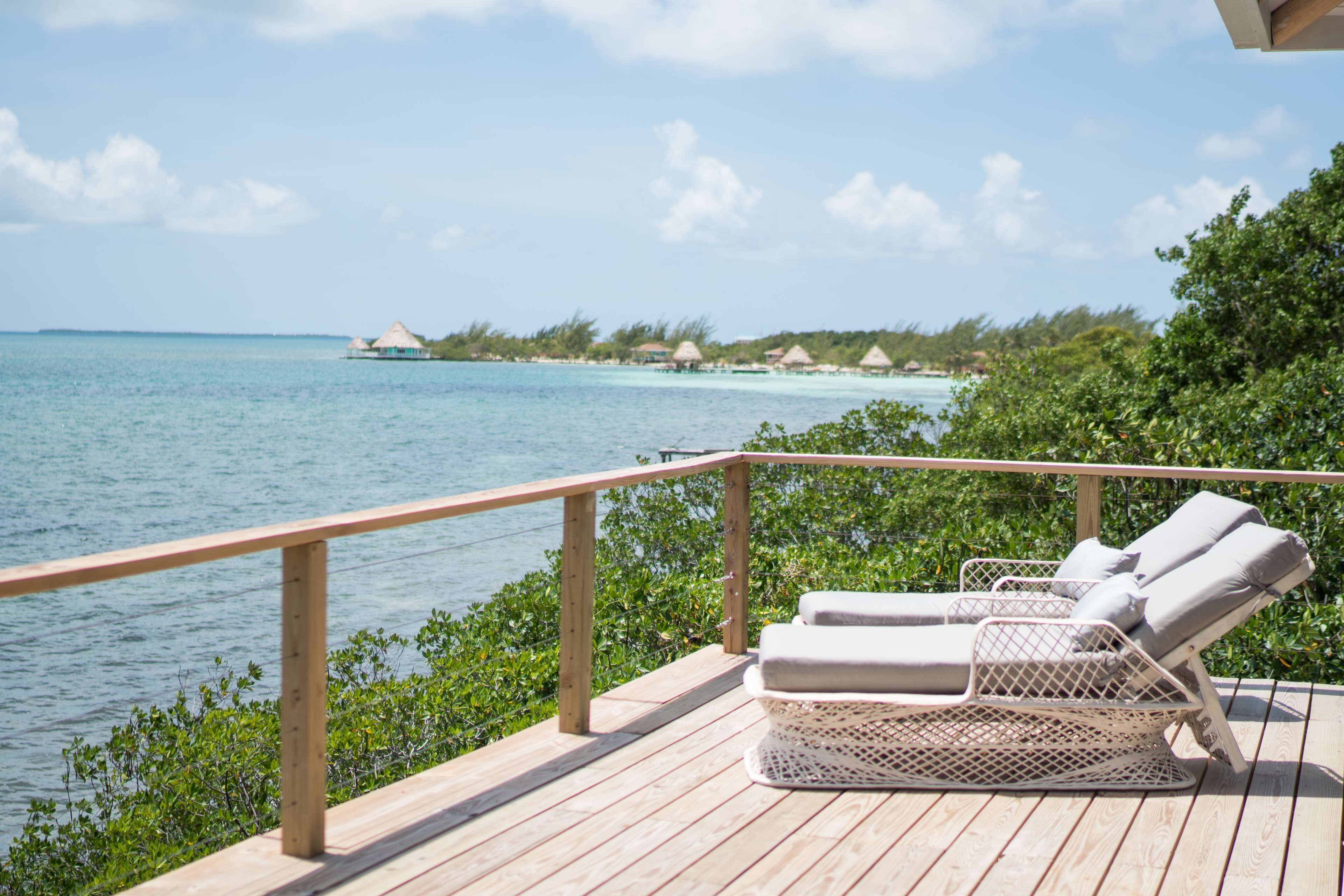 Thatch Caye, a Muy'Ono Resort