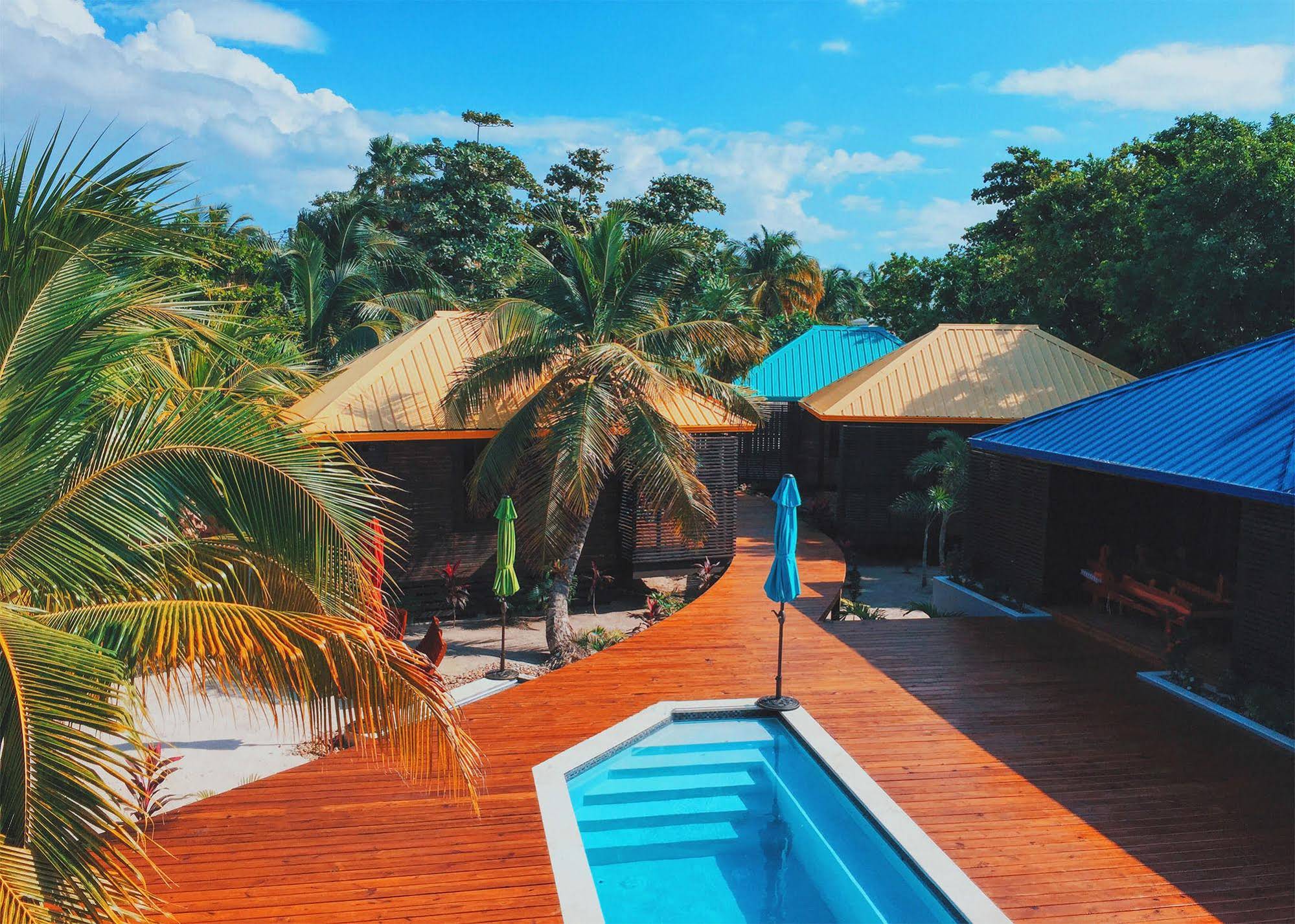 PUR Boutique Cabanas