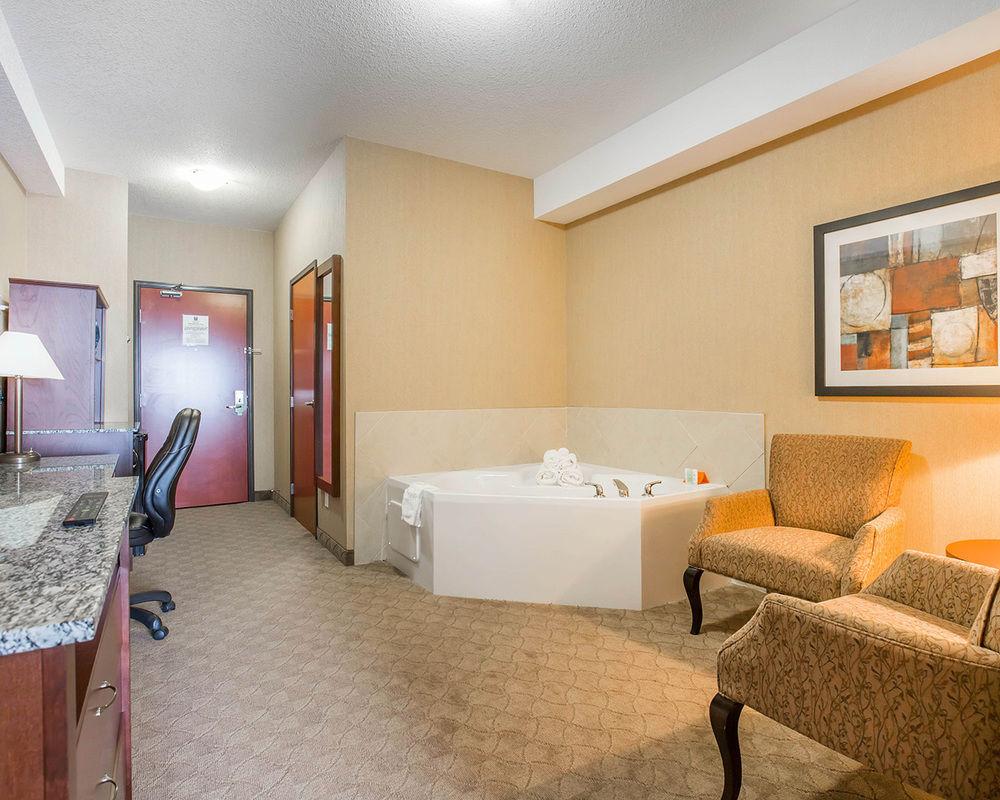 Comfort Inn & Suites Airdrie