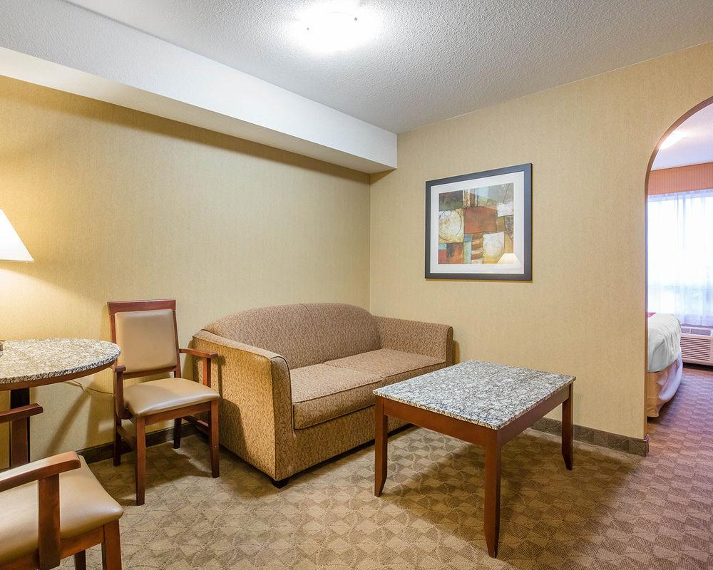 Comfort Inn & Suites Airdrie