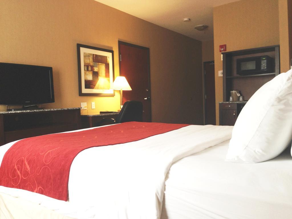 Comfort Inn & Suites Airdrie