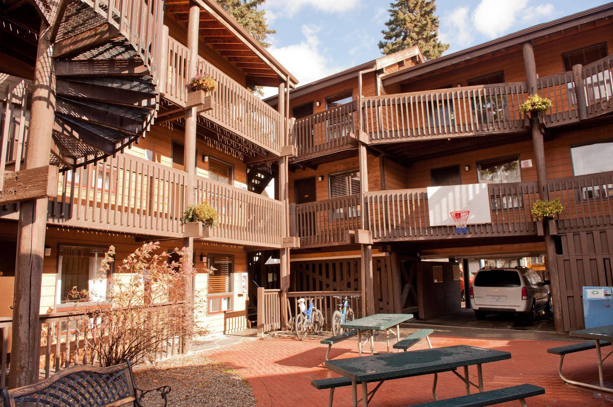 Banff International Hostel