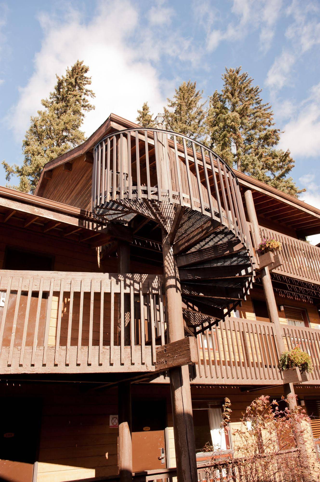 Banff International Hostel
