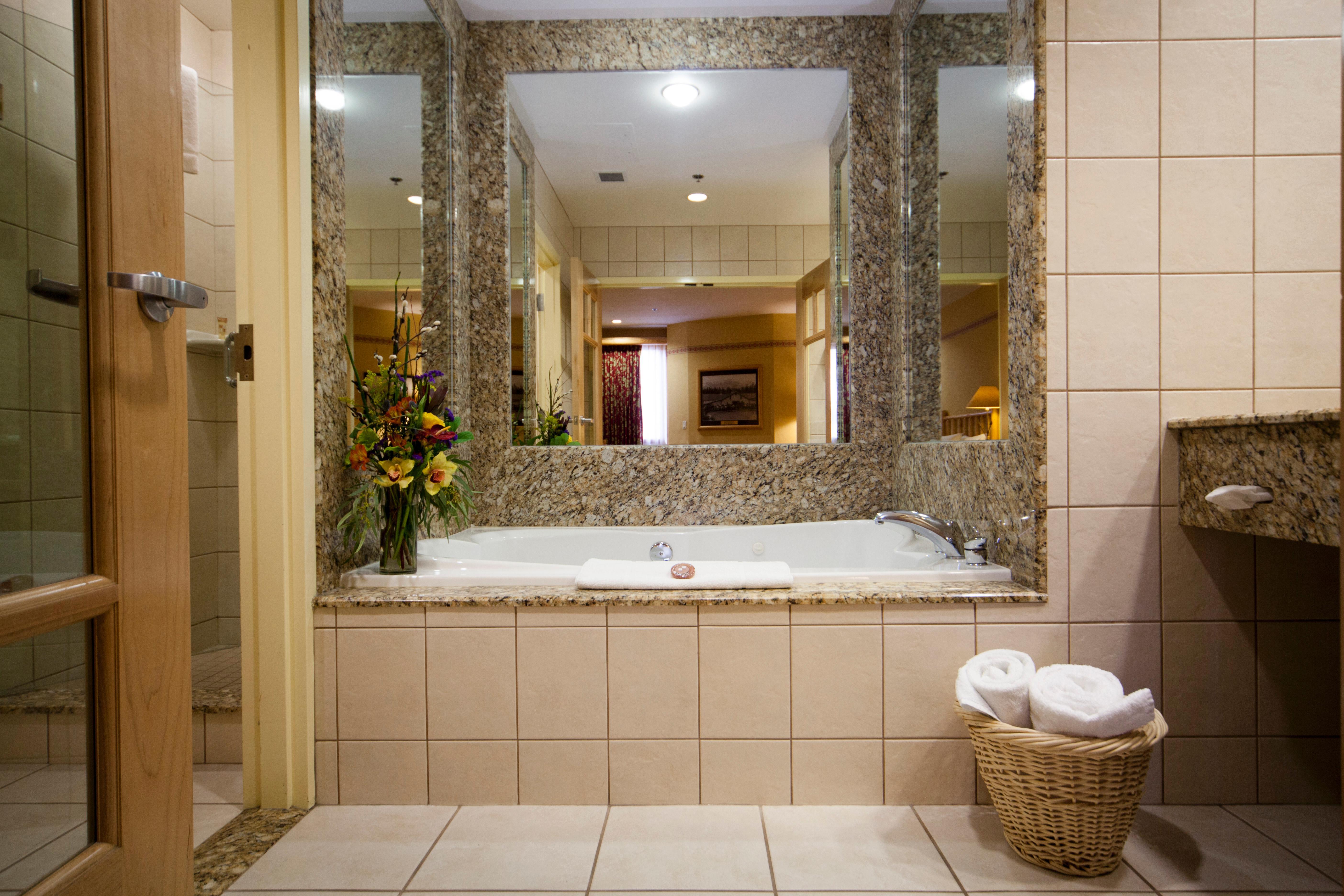 Brewster Mountain Lodge