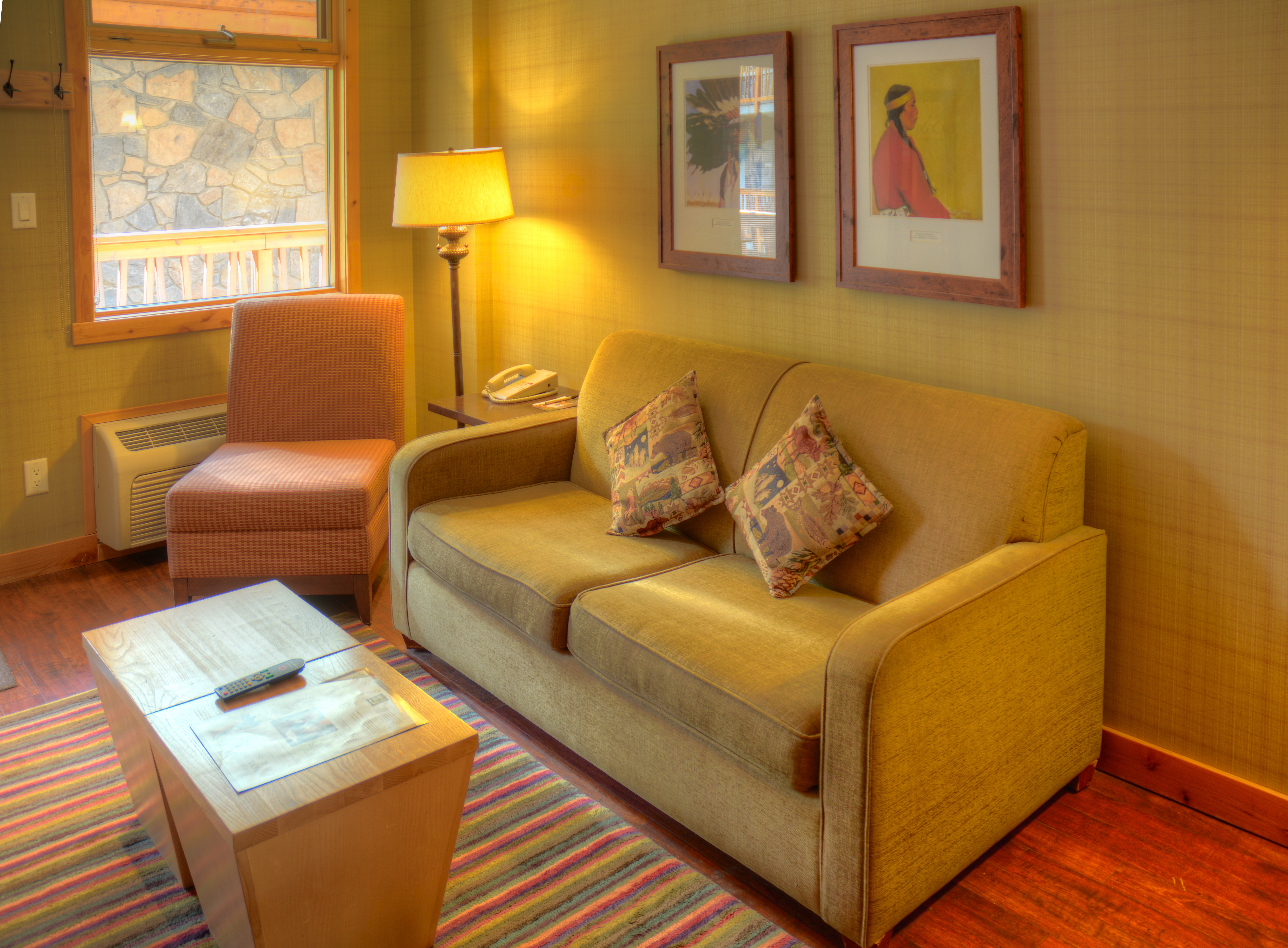 Fox Hotel & Suites