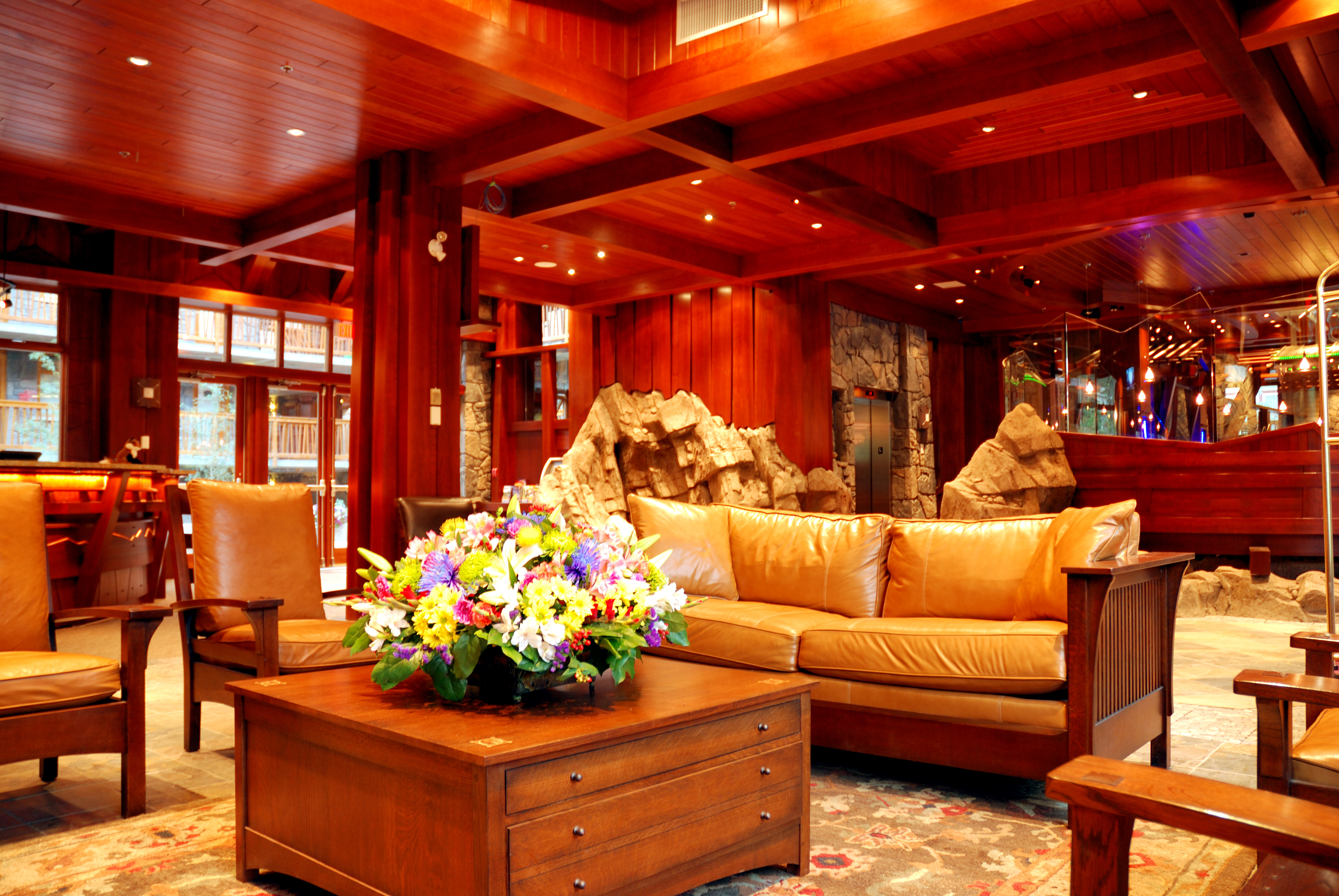 Fox Hotel & Suites