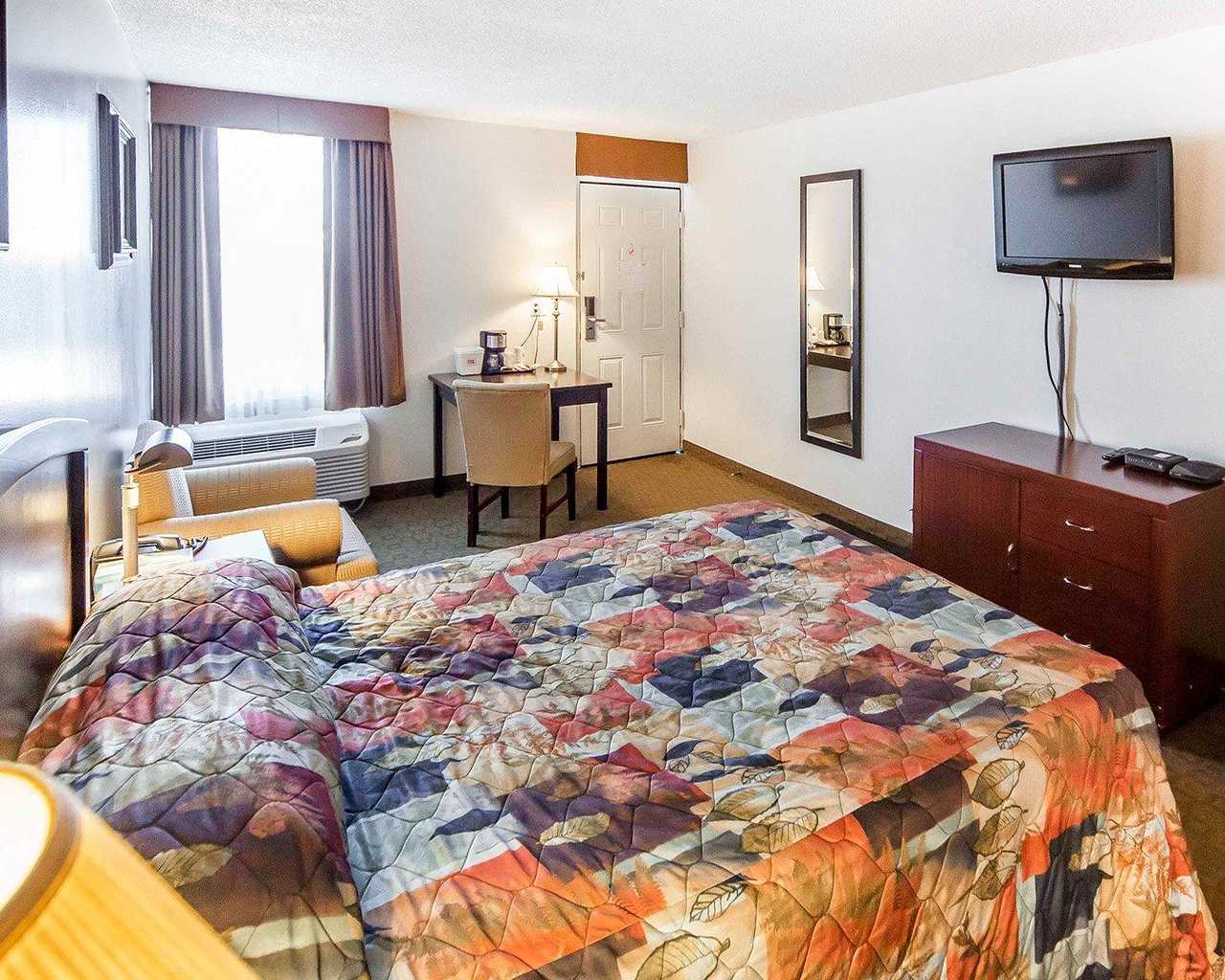 Motel 6 Brooks