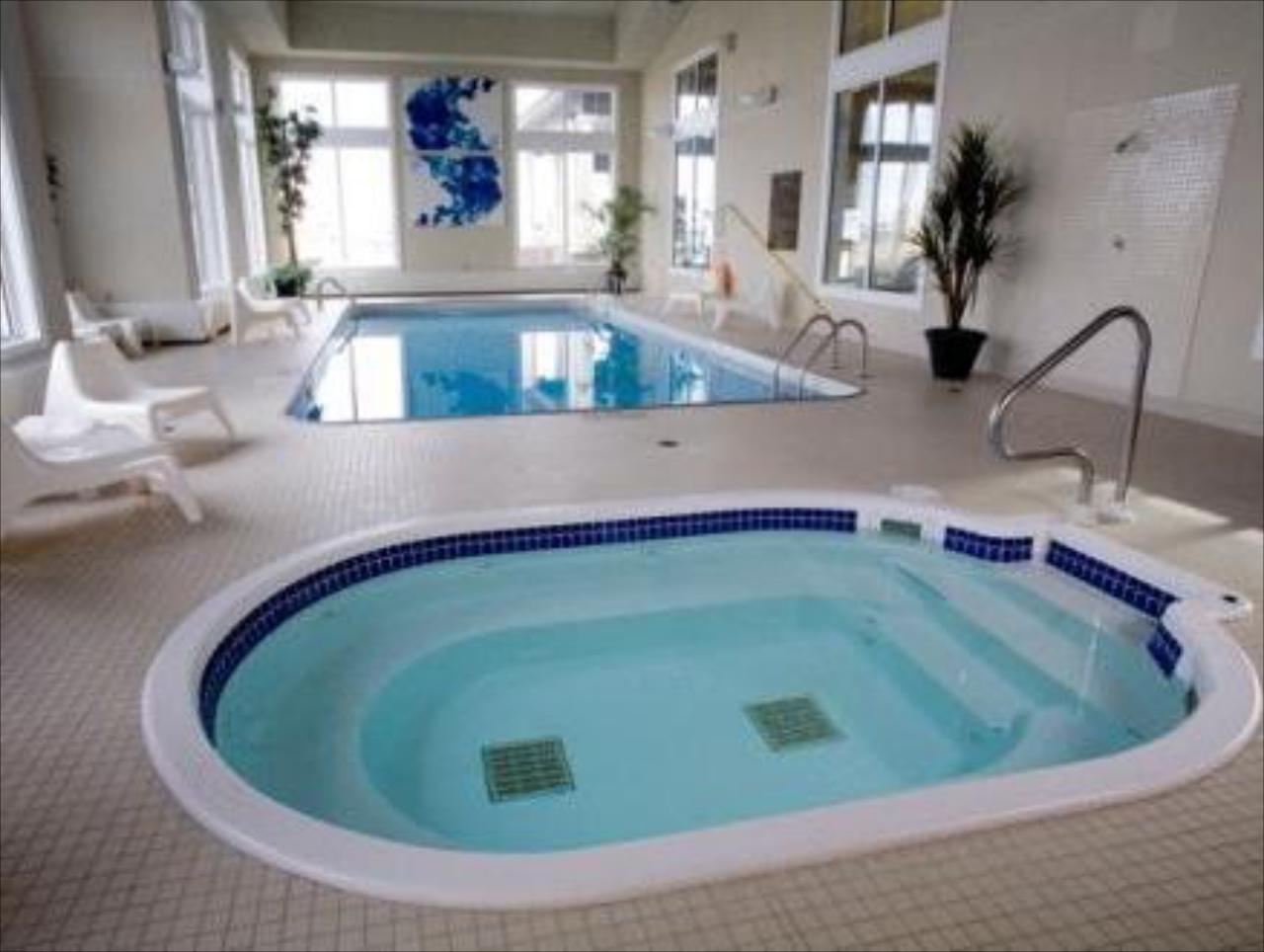 Heritage Inn & Suites