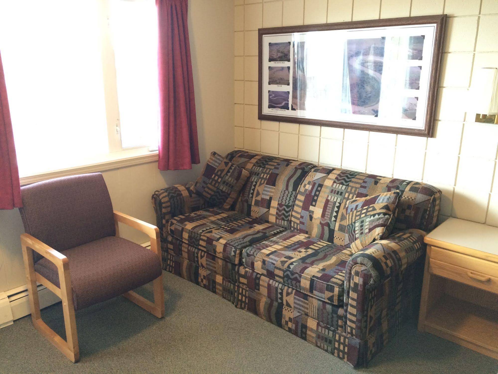 Plains Motel