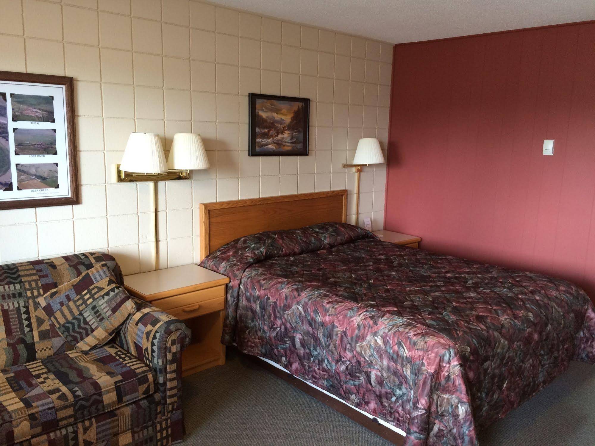 Plains Motel