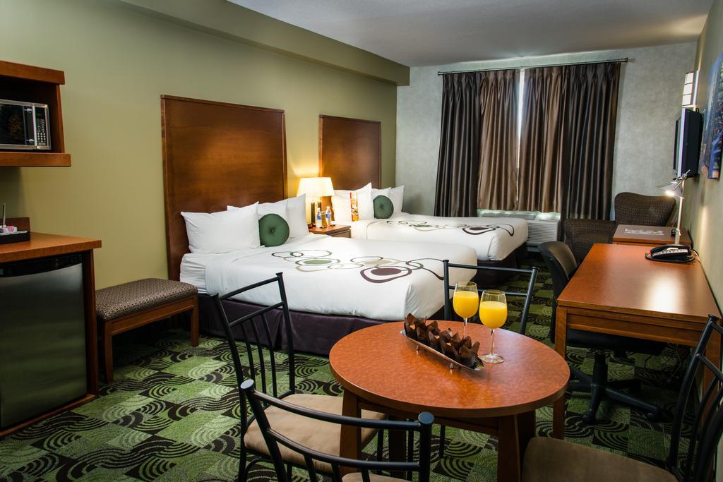 Deerfoot Inn and Casino