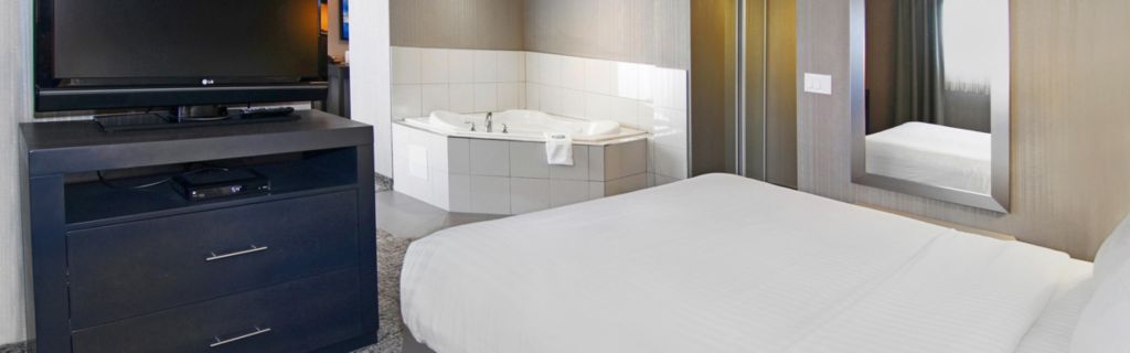 Holiday Inn Express & Suites Calgary