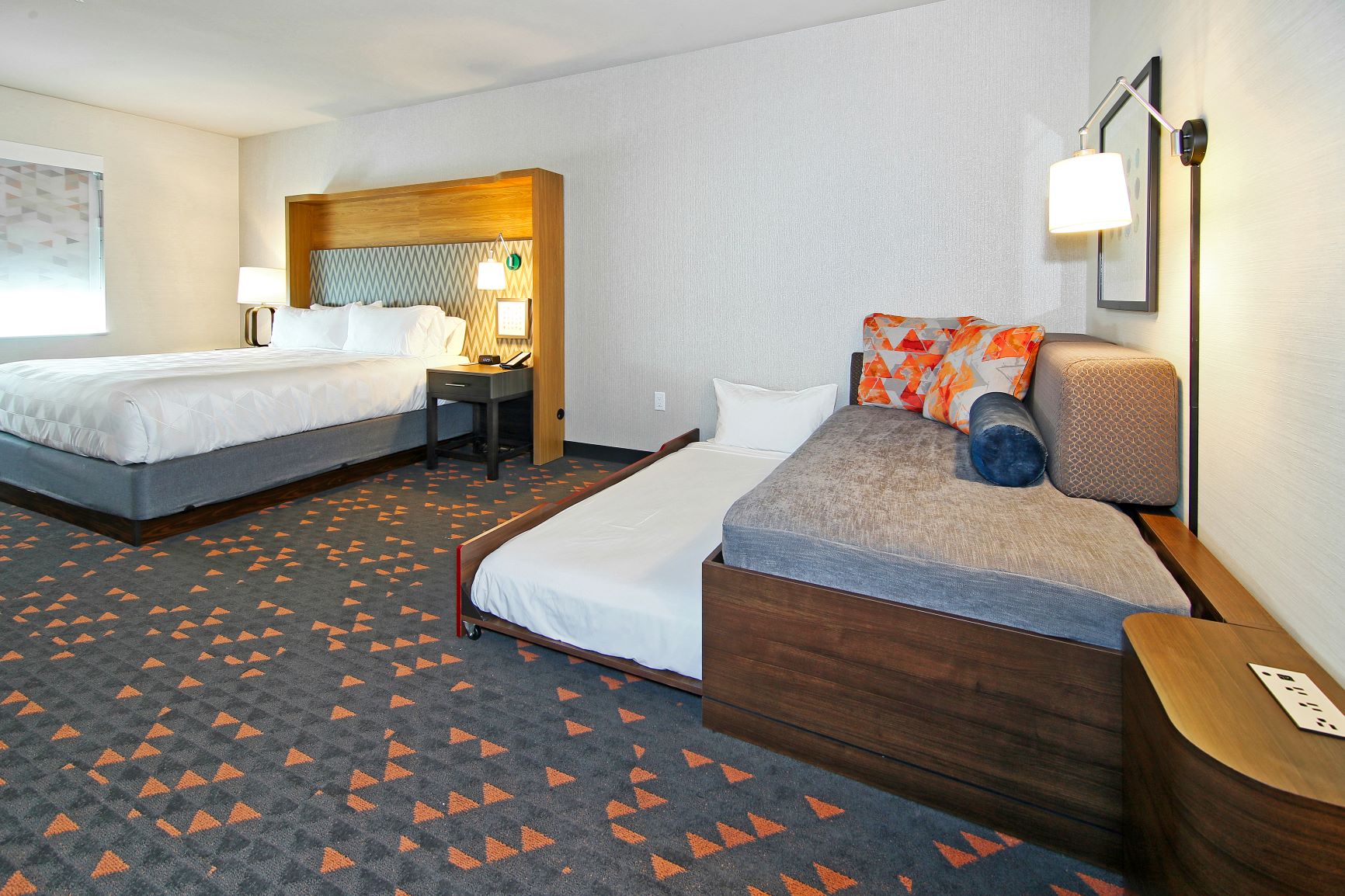 Holiday Inn & Suites Calgary Airport North