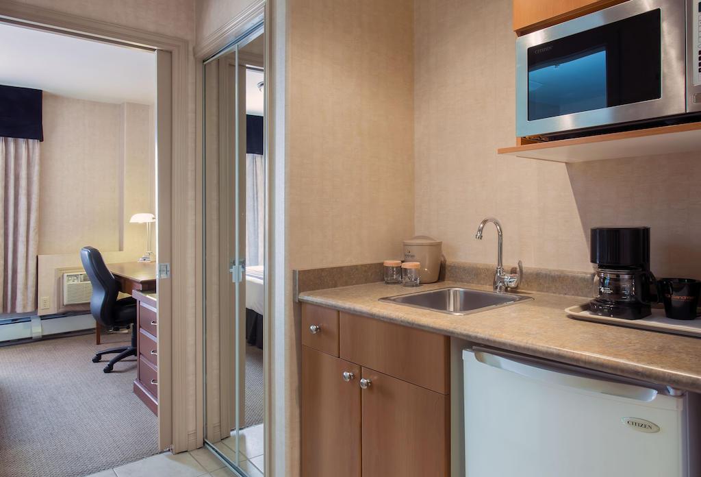 Sandman Hotel Calgary Airport
