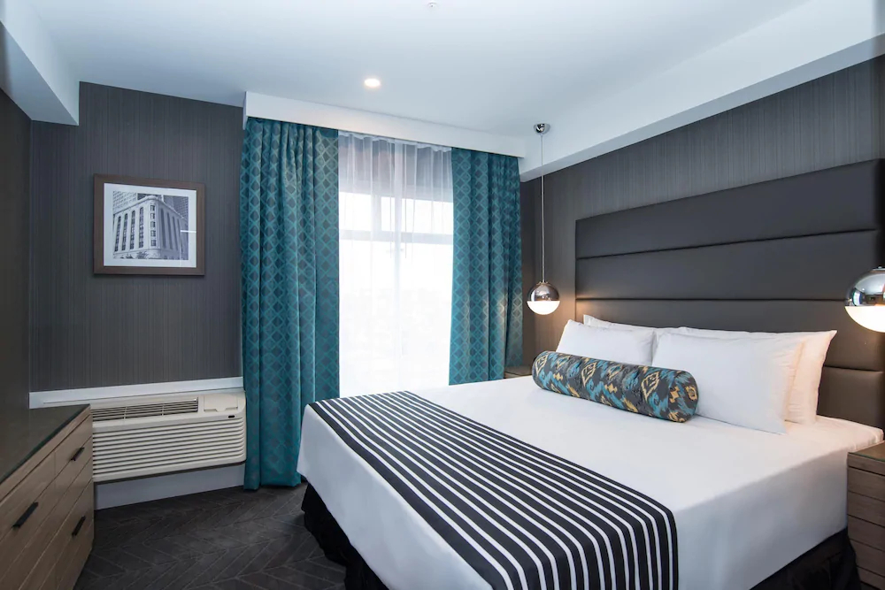 Sandman Signature Calgary Airport Hotel