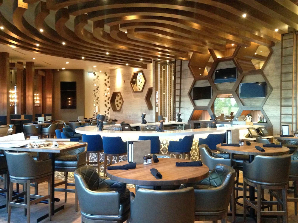 Sandman Signature Calgary Airport Hotel