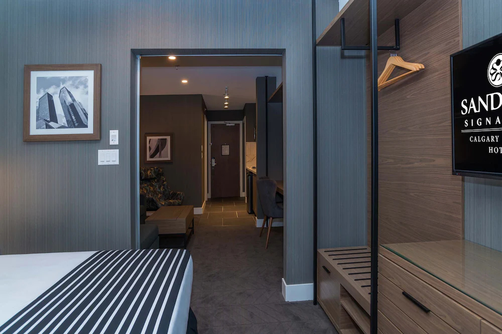 Sandman Signature Calgary Airport Hotel