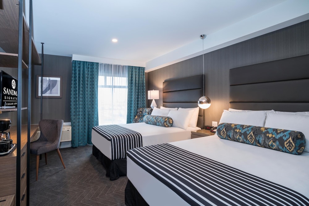 Sandman Signature Calgary Airport Hotel