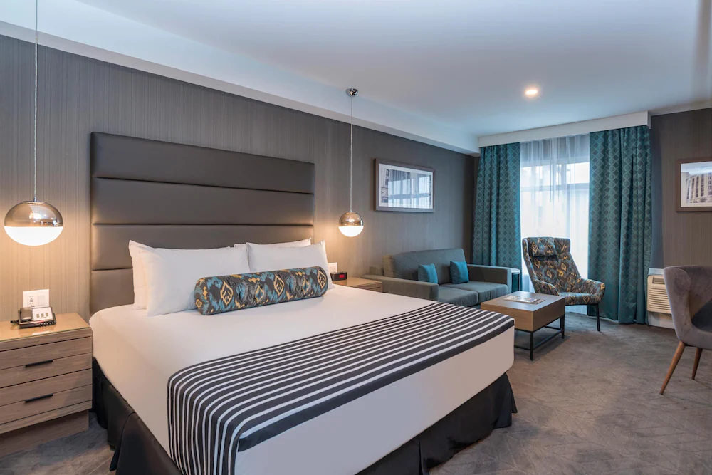 Sandman Signature Calgary Airport Hotel