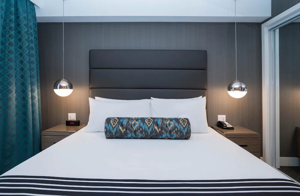 Sandman Signature Calgary Airport Hotel