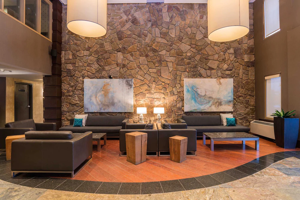 Sandman Signature Calgary Airport Hotel