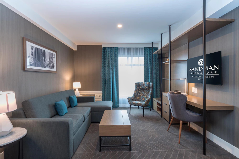 Sandman Signature Calgary Airport Hotel