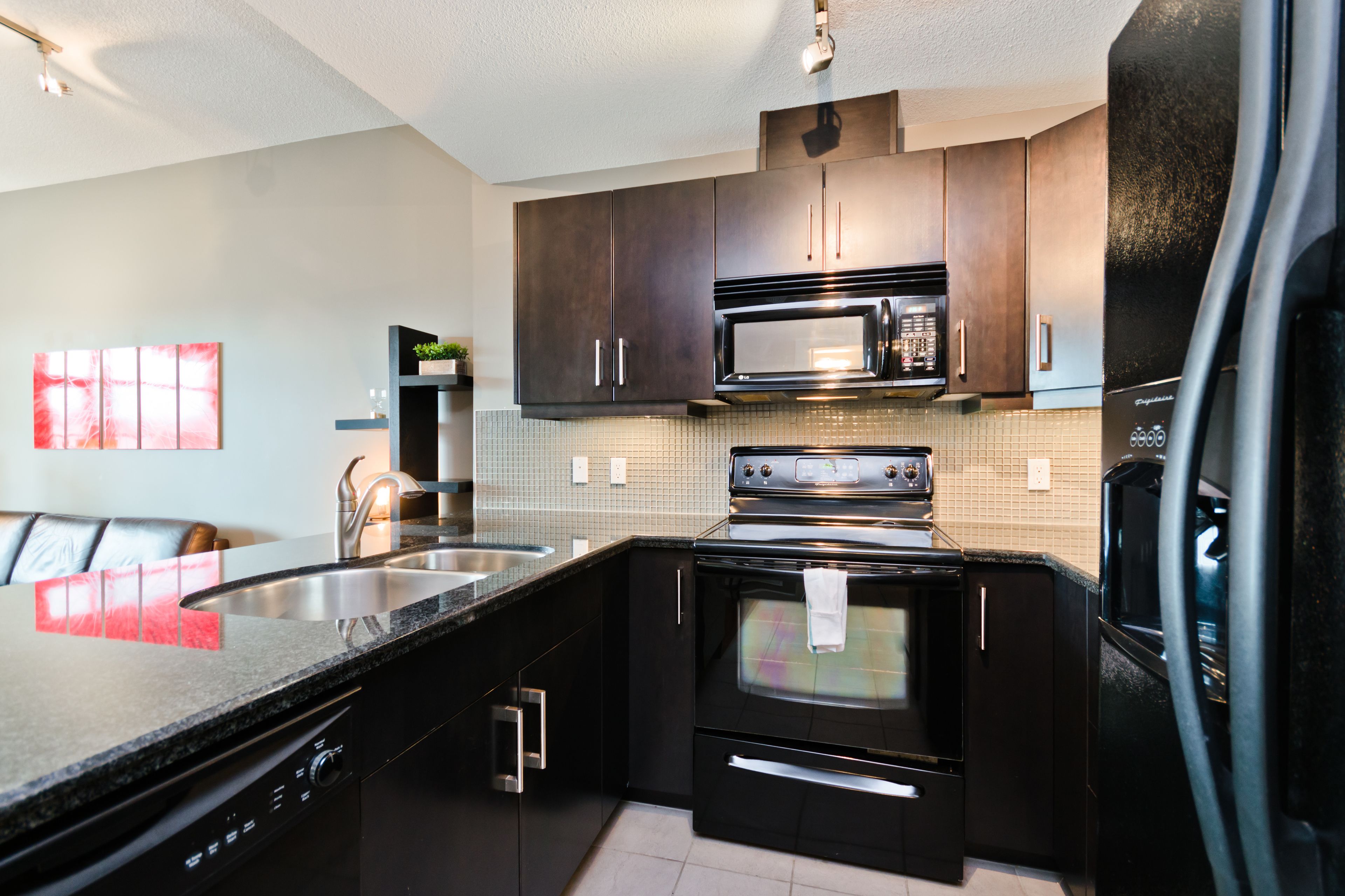 Suite Digs Vetro