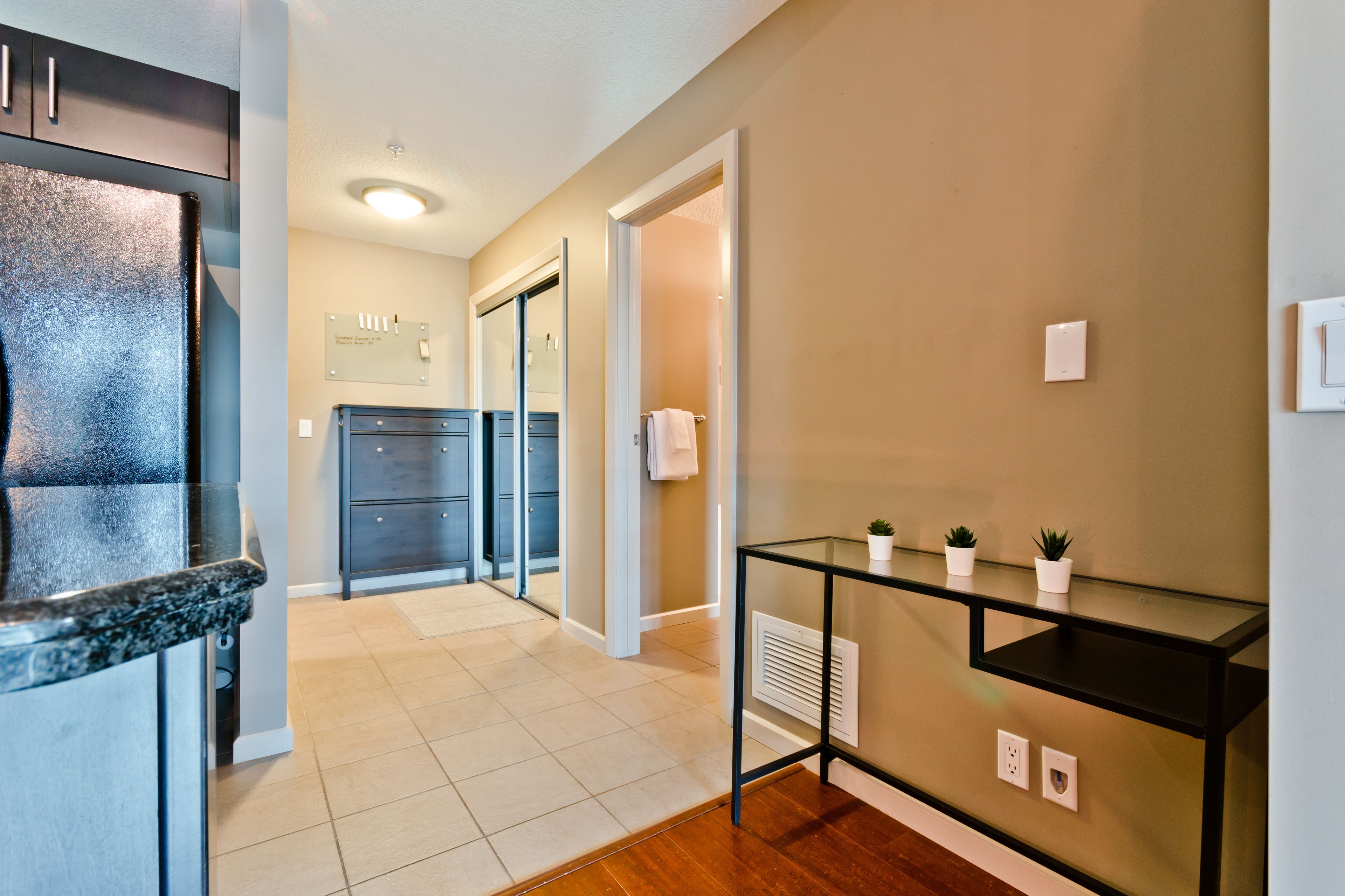 Suite Digs Vetro