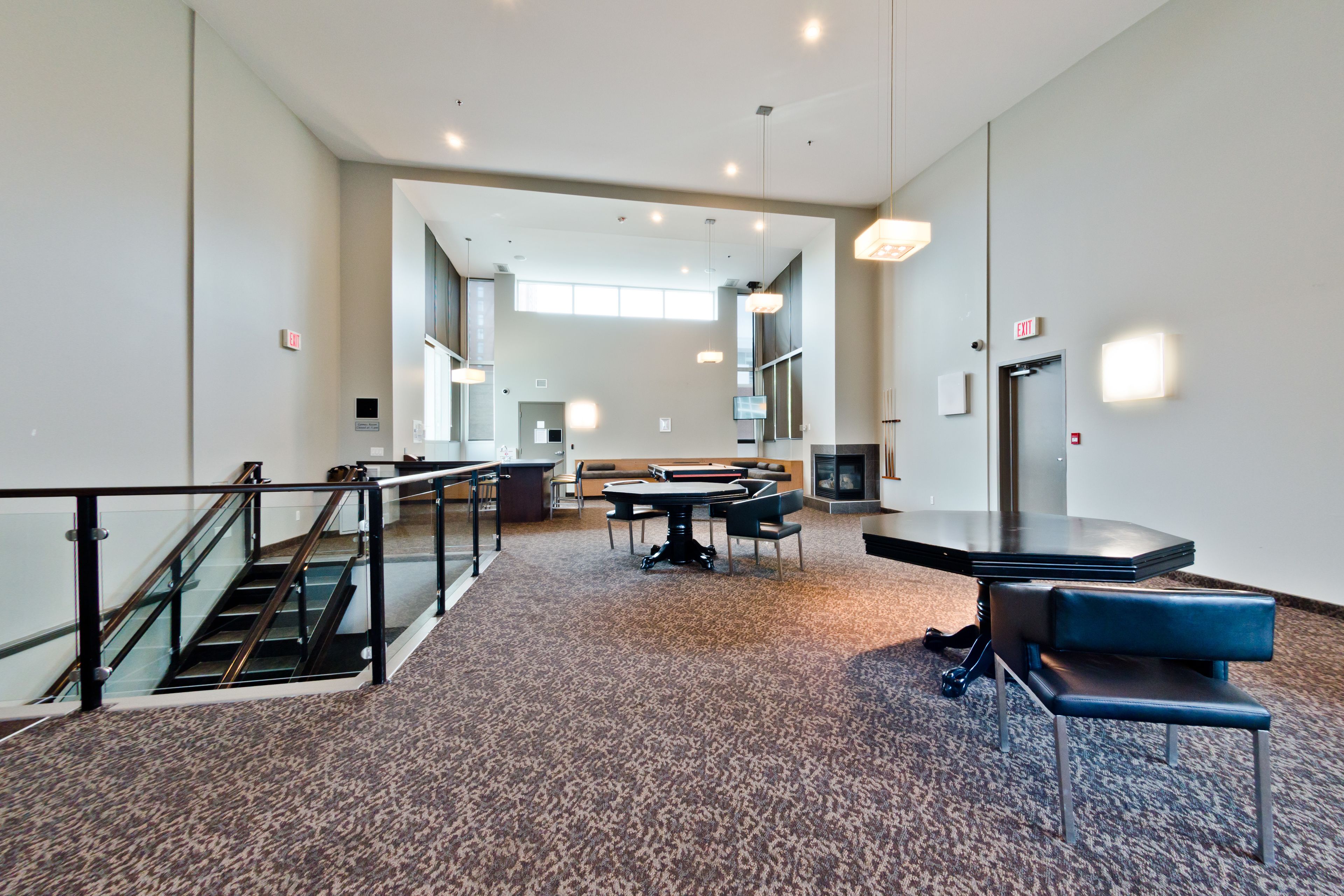 Suite Digs Vetro