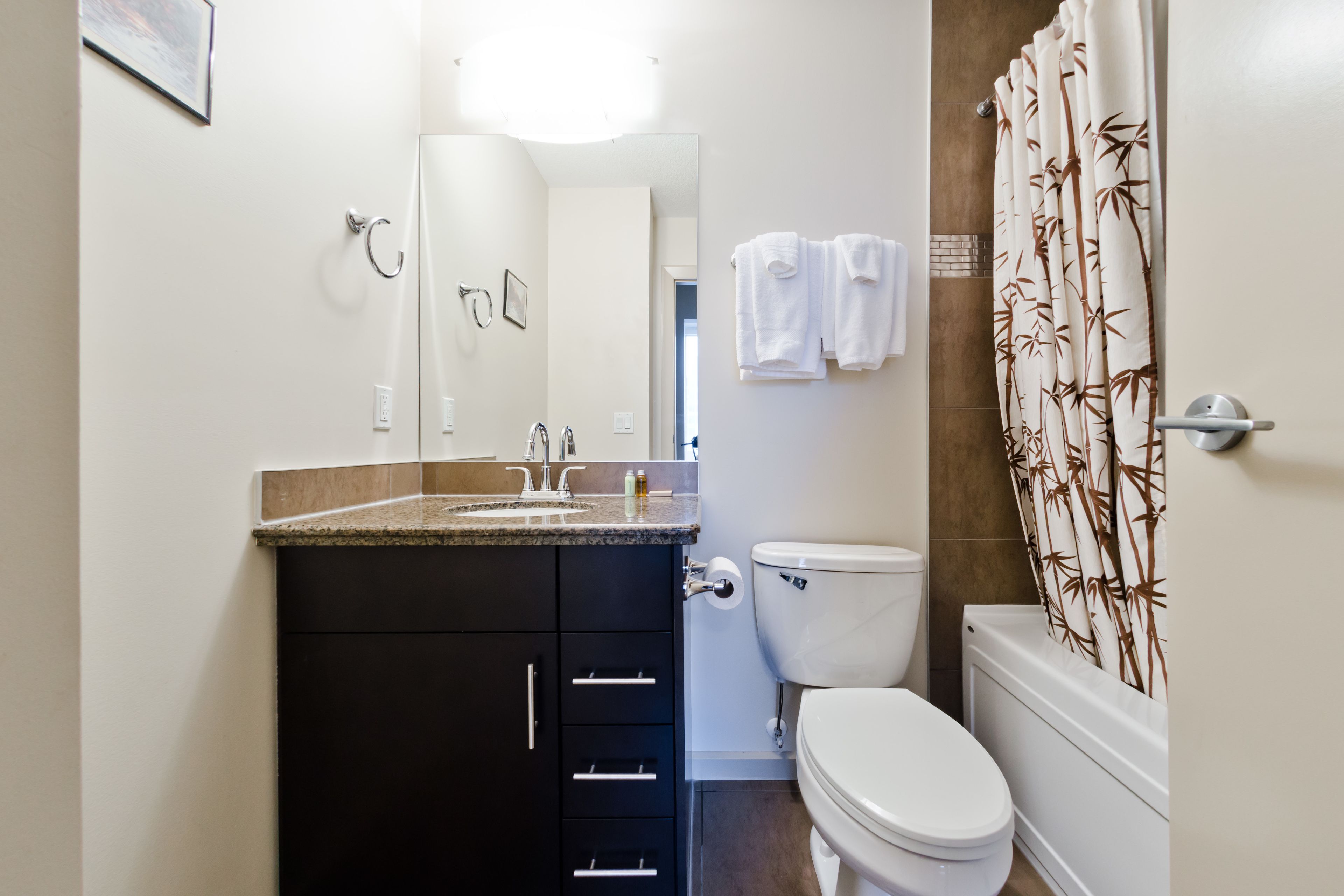 Suite Digs Vetro