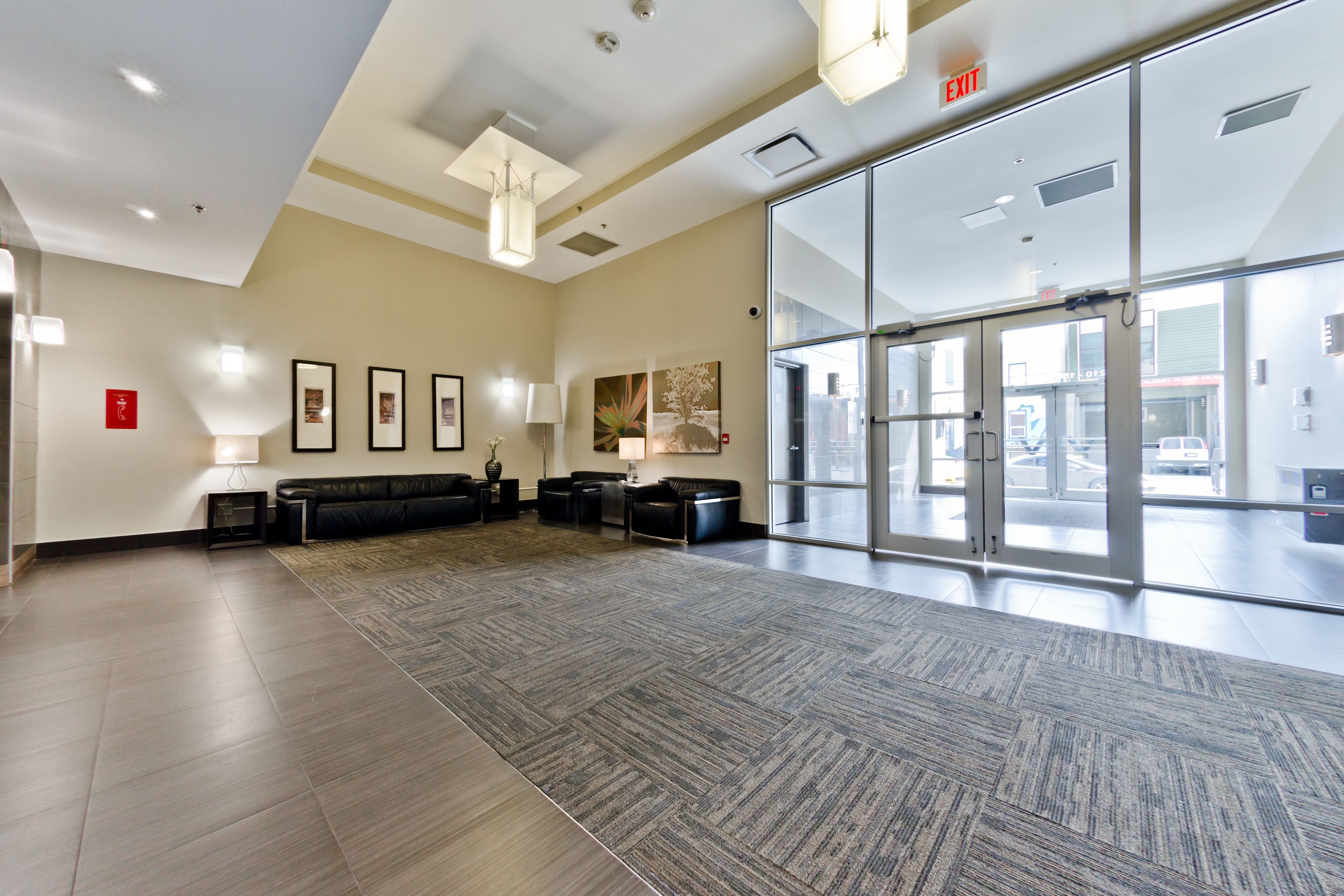 Suite Digs Vetro