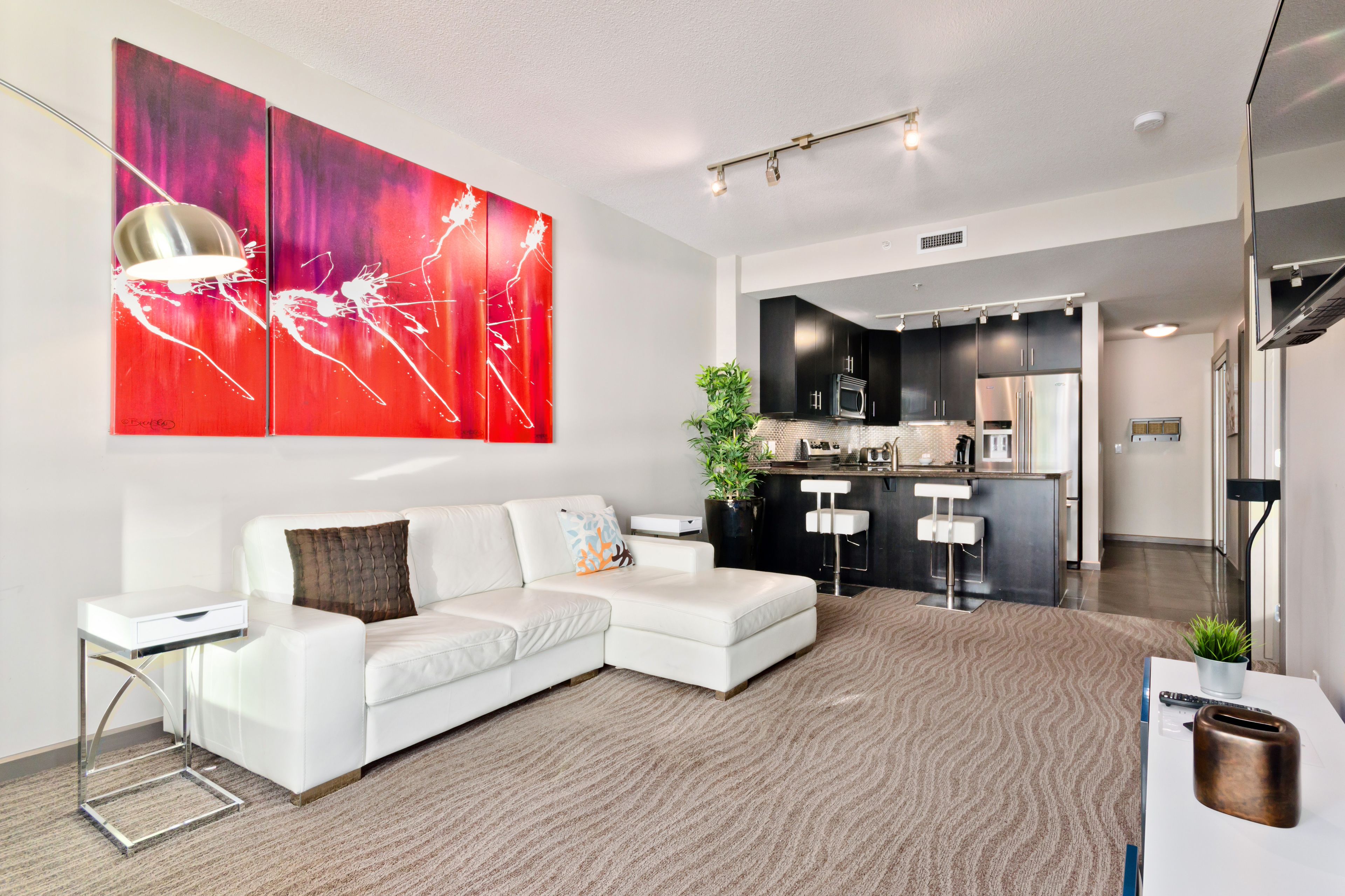 Suite Digs Vetro
