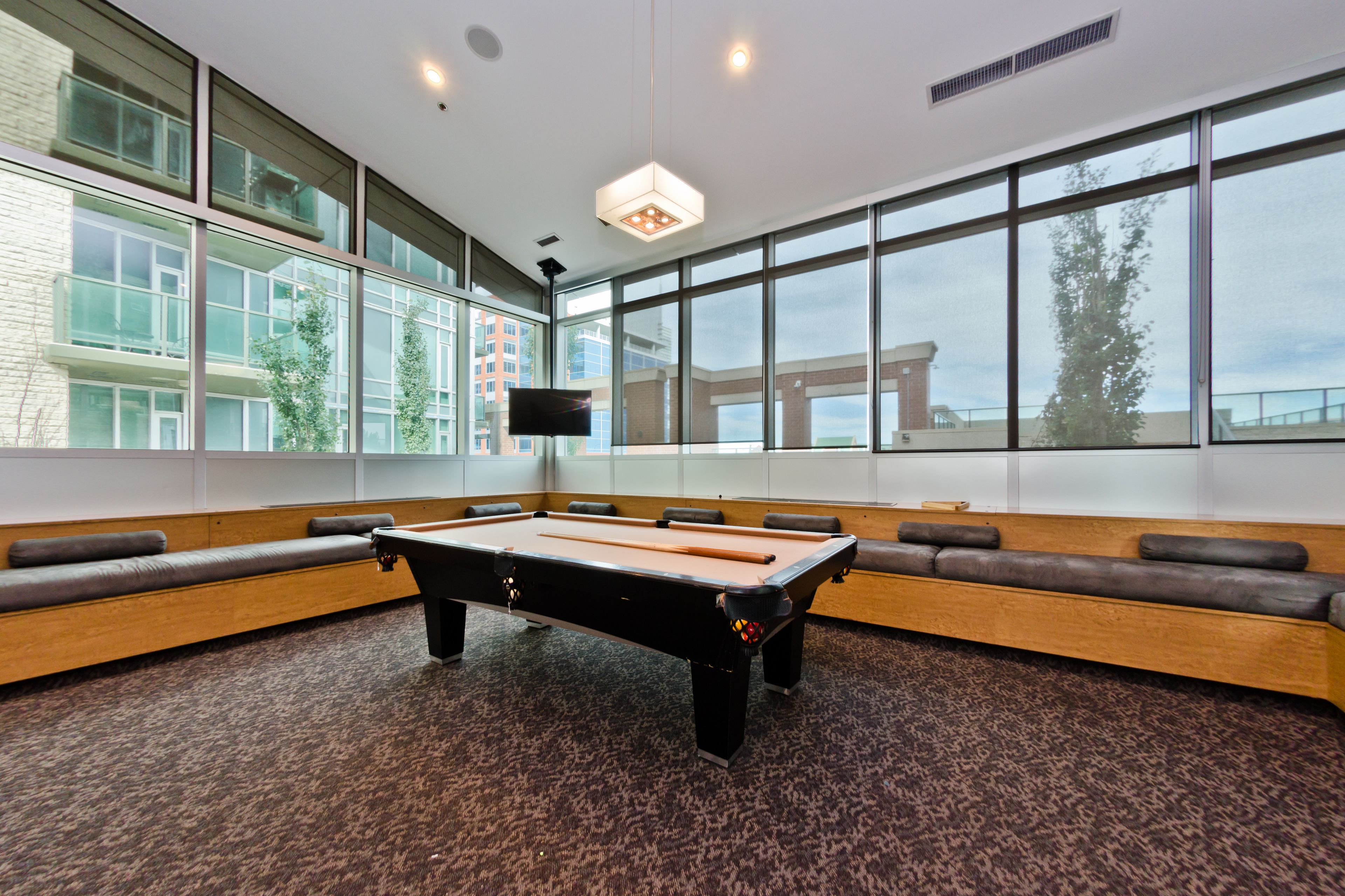 Suite Digs Vetro