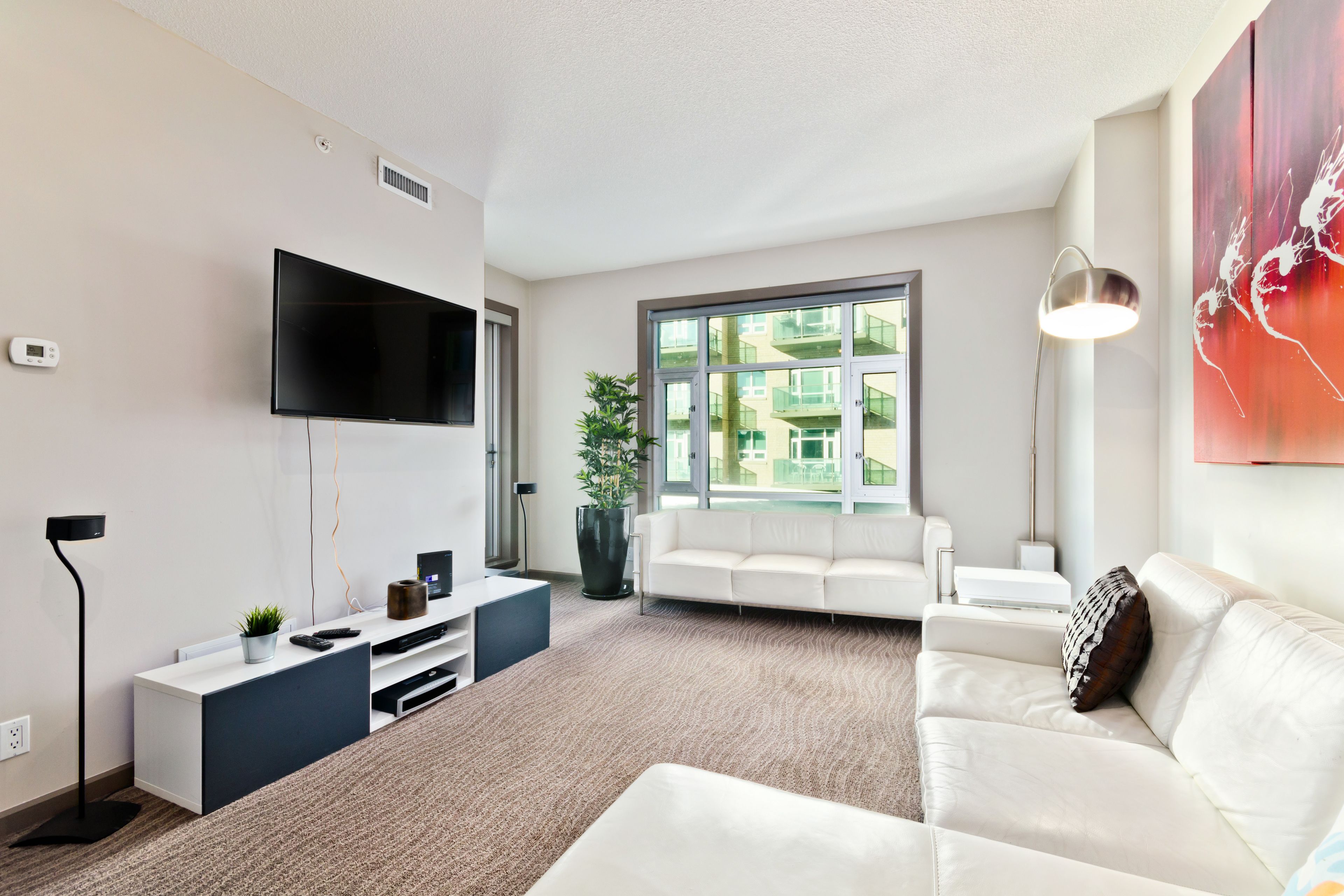 Suite Digs Vetro