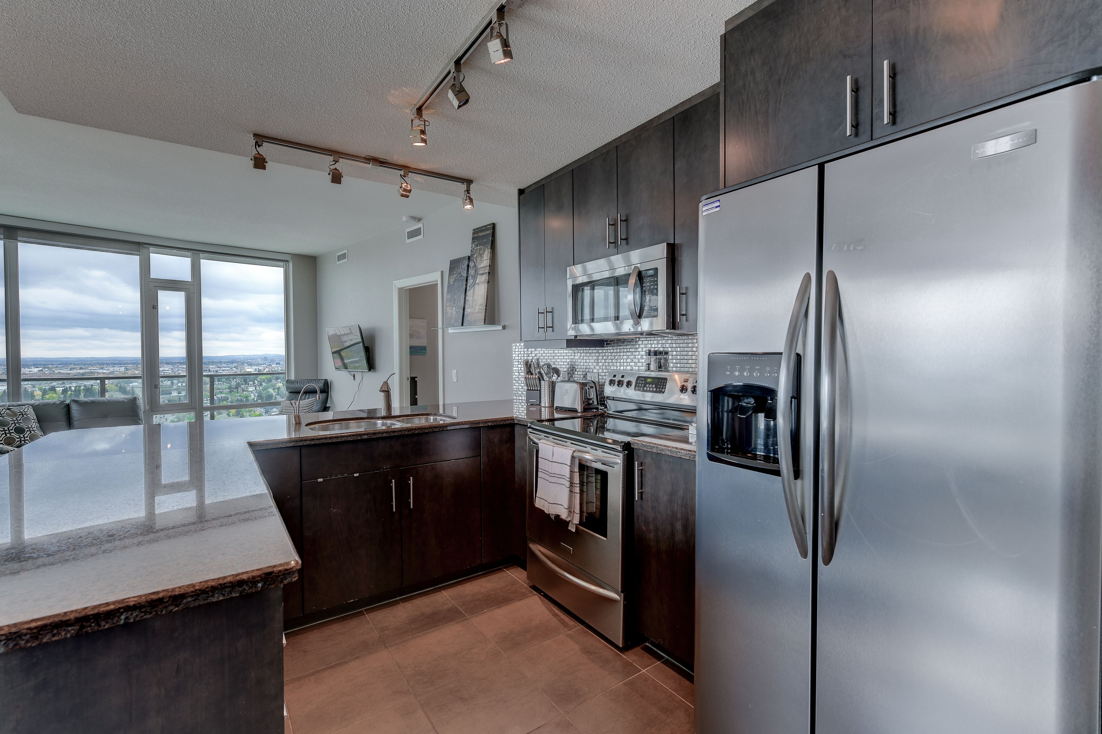 Suite Digs Vetro