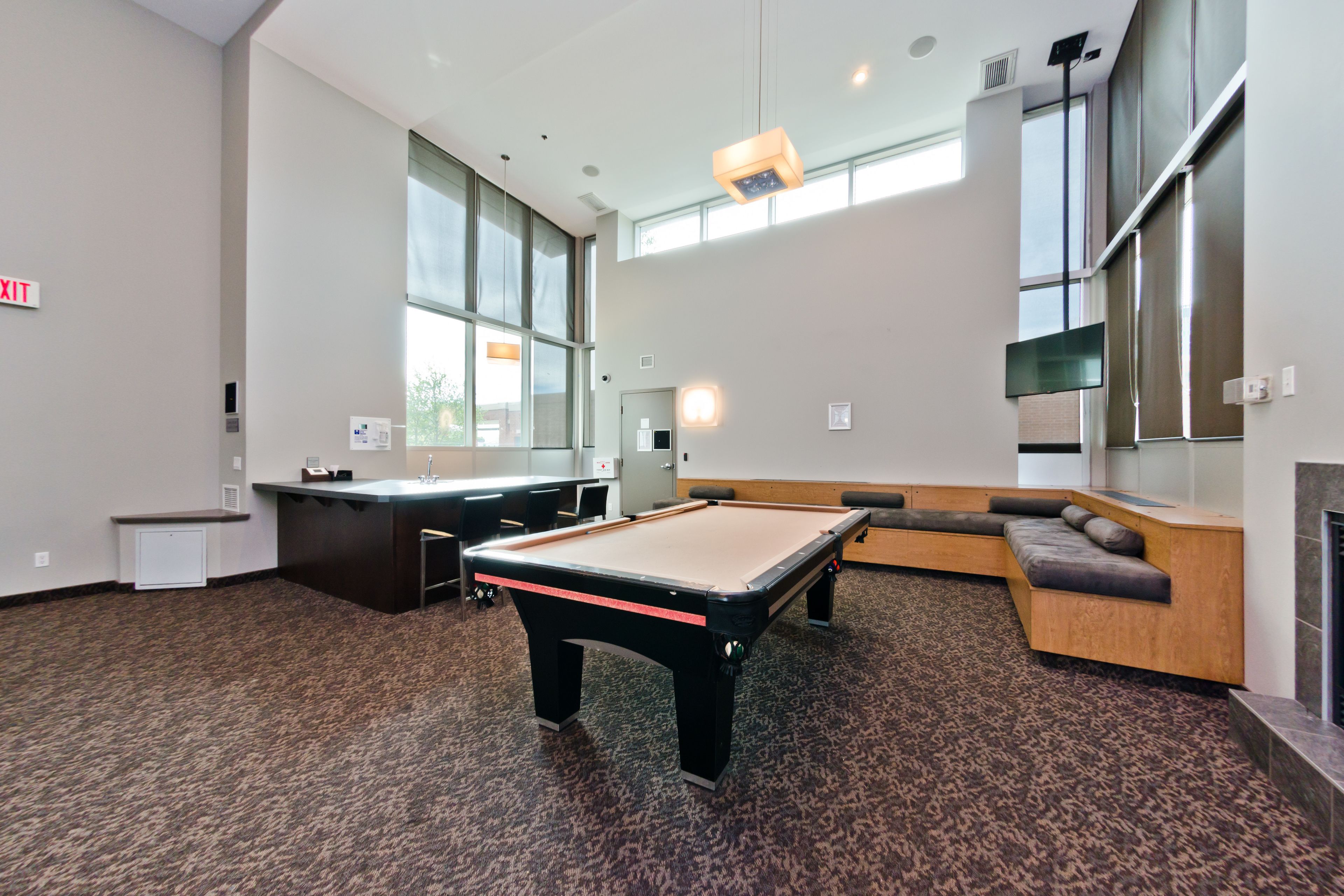 Suite Digs Vetro