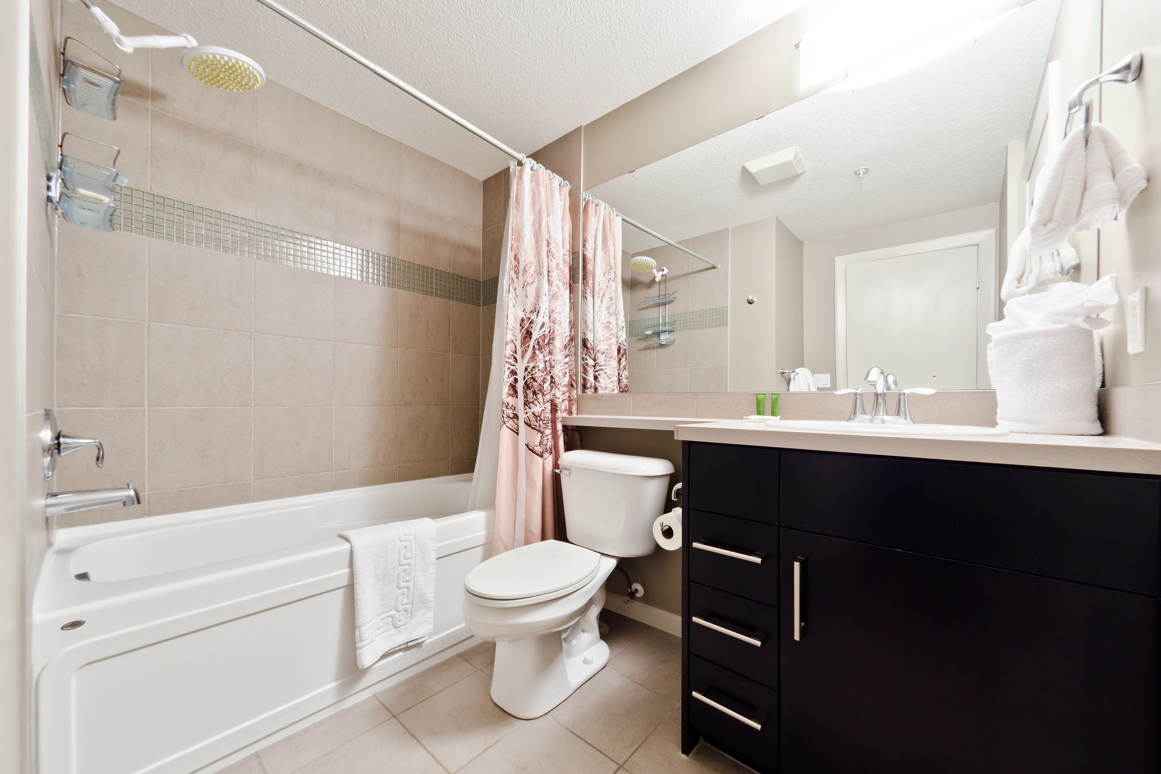 Suite Digs Vetro