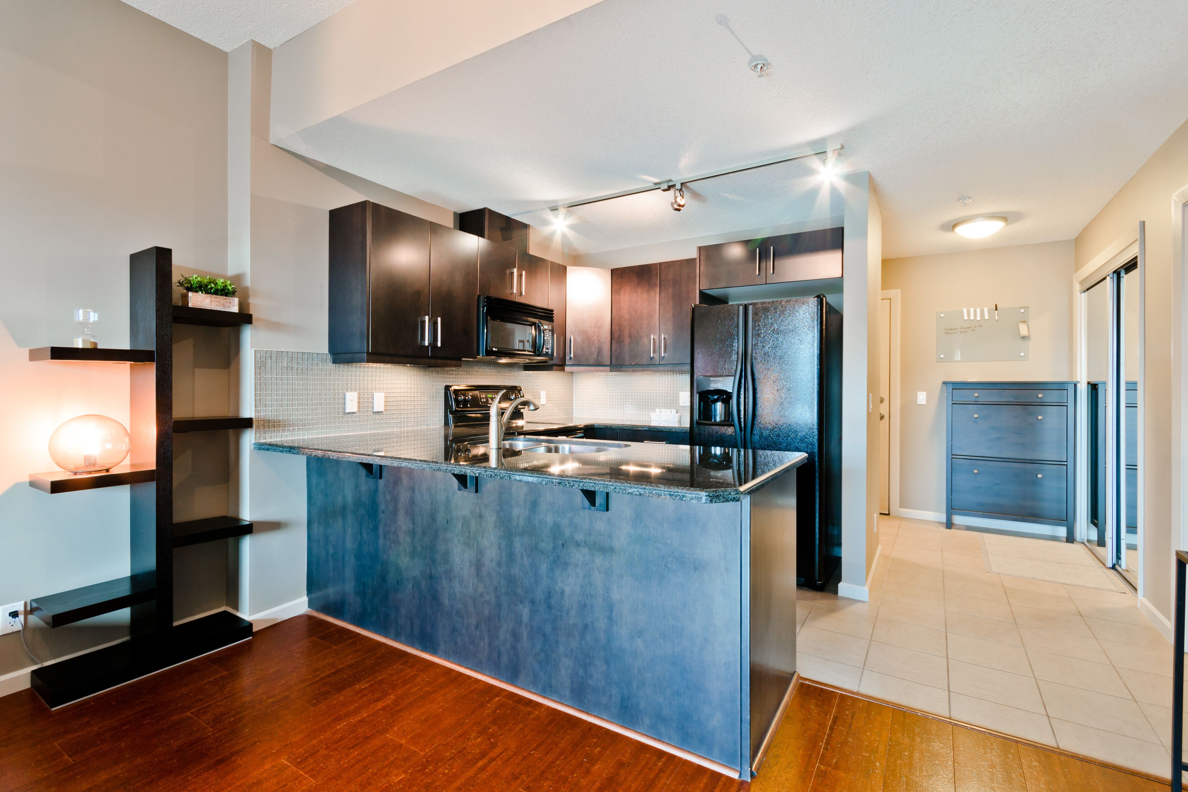 Suite Digs Vetro