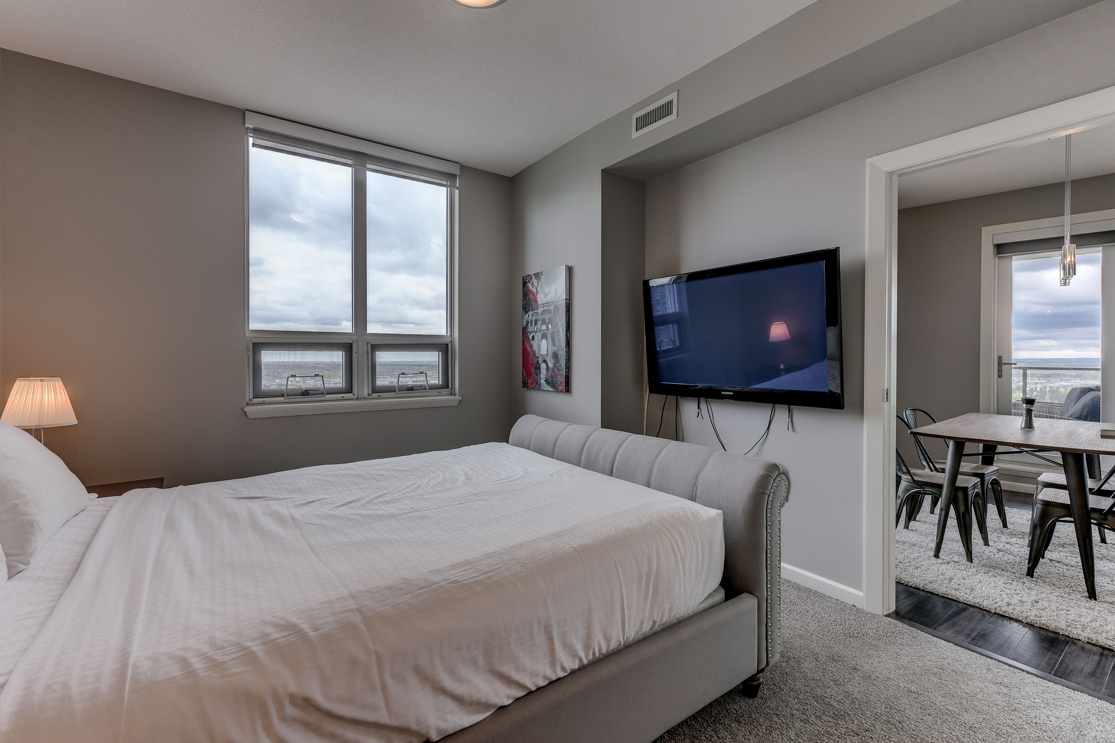 Suite Digs Vetro
