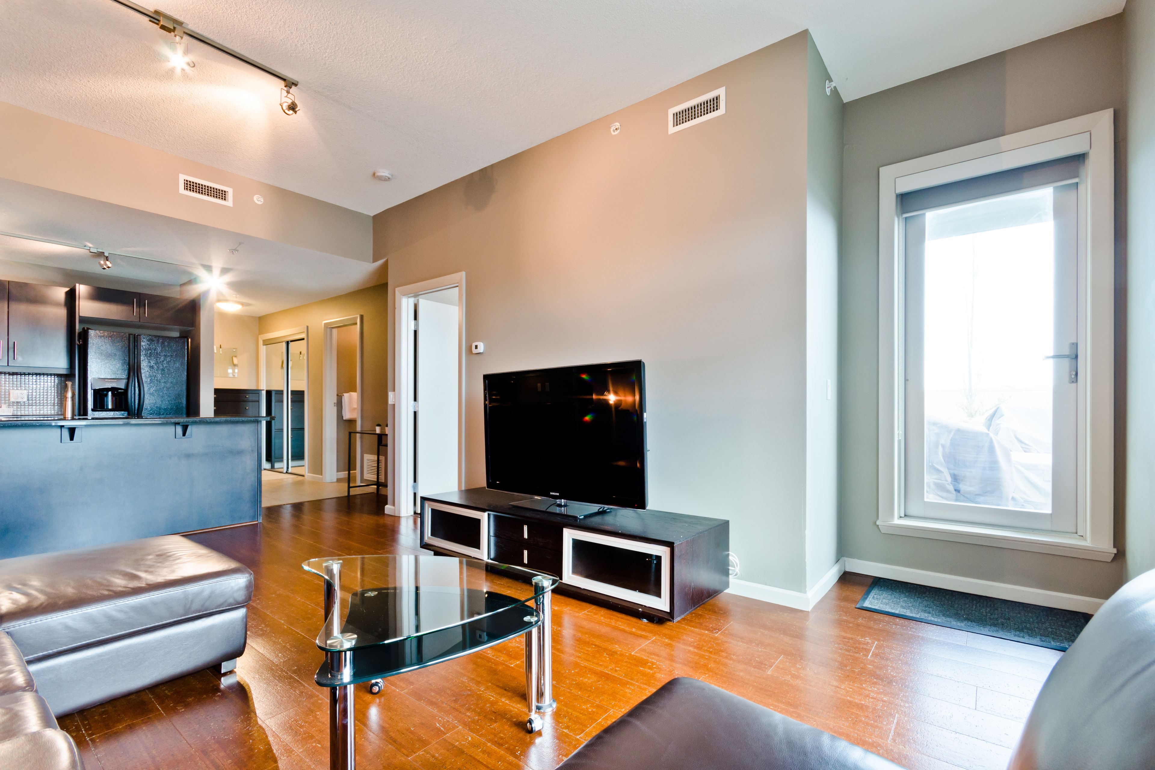Suite Digs Vetro