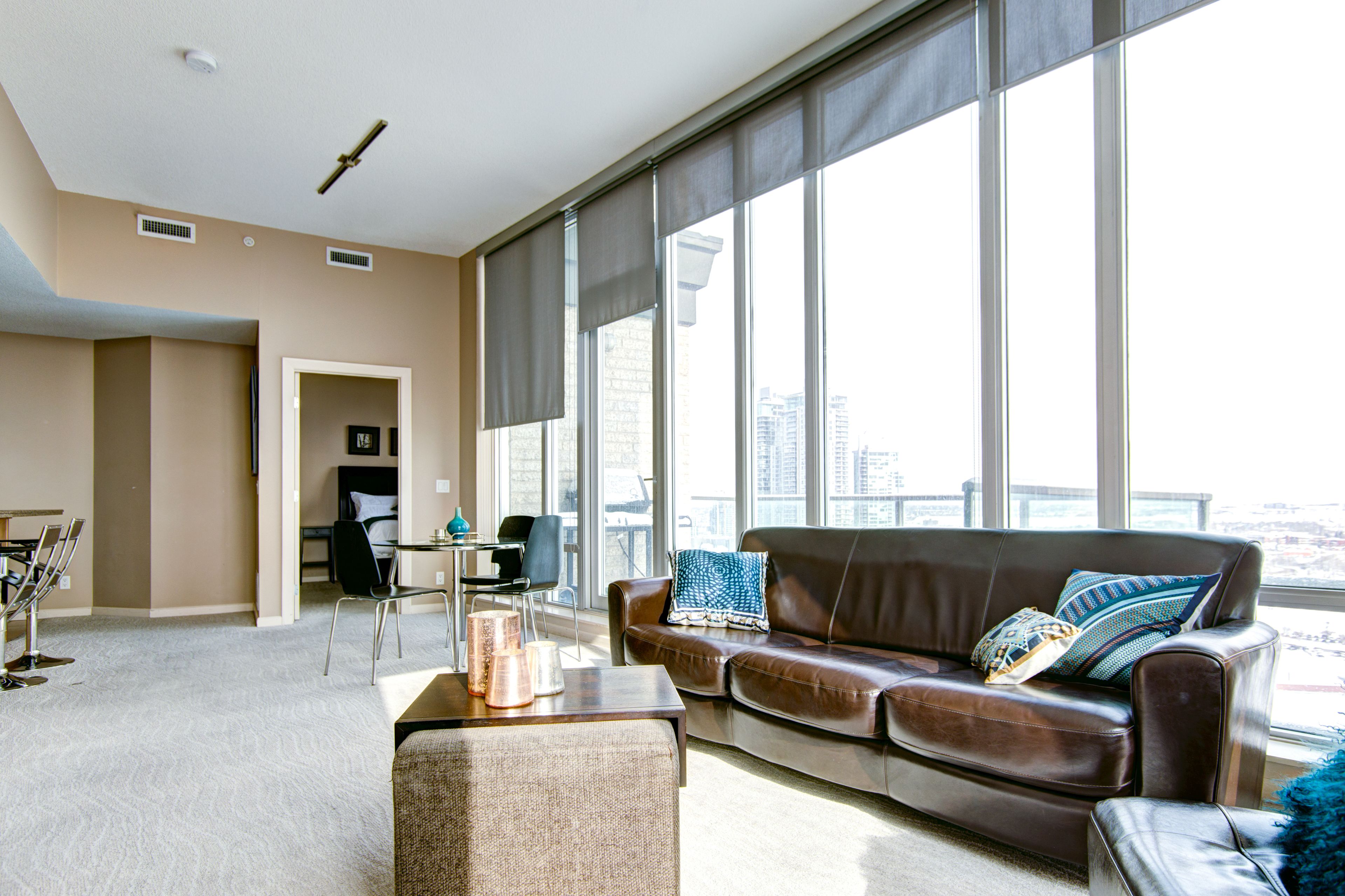 Suite Digs Vetro