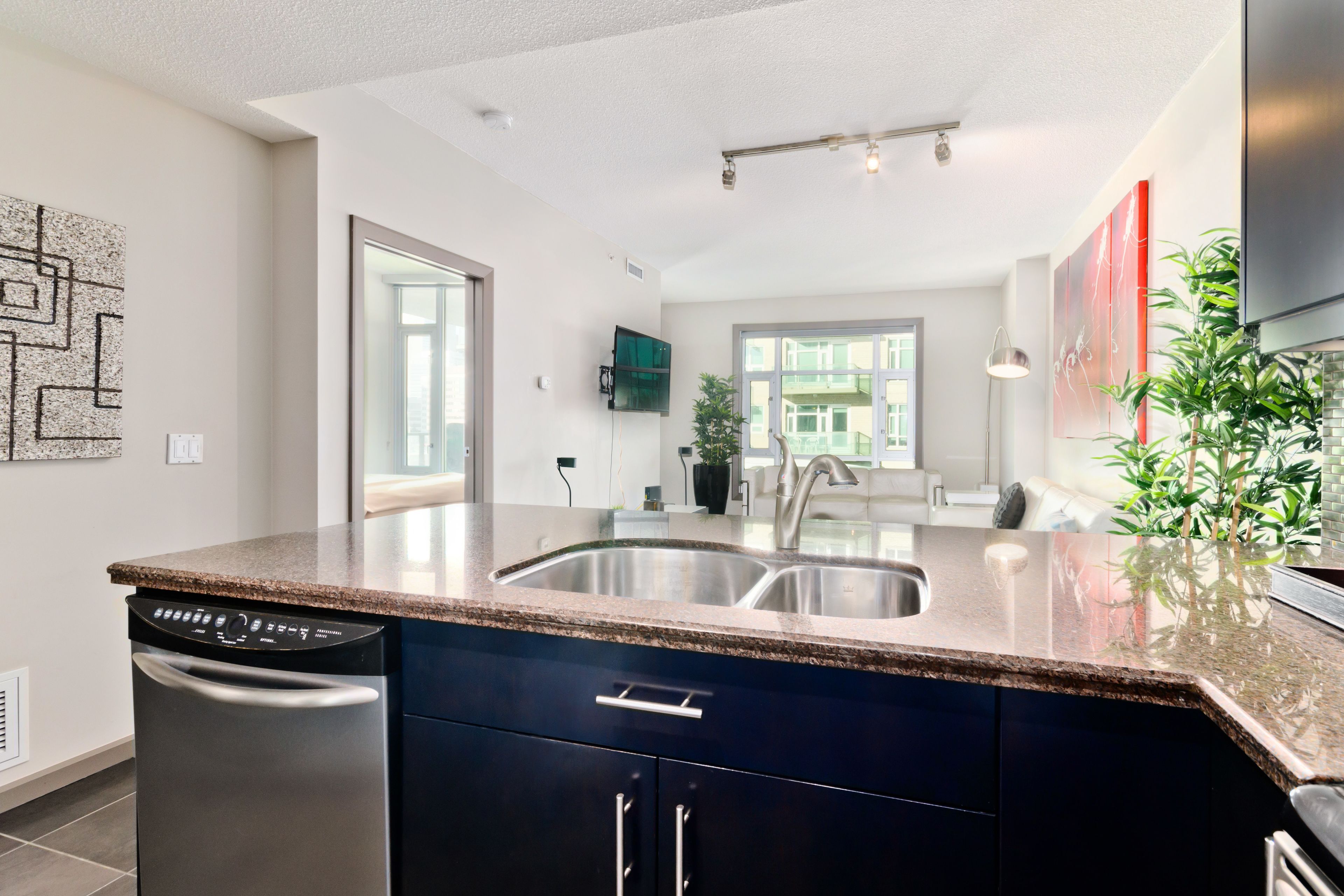 Suite Digs Vetro