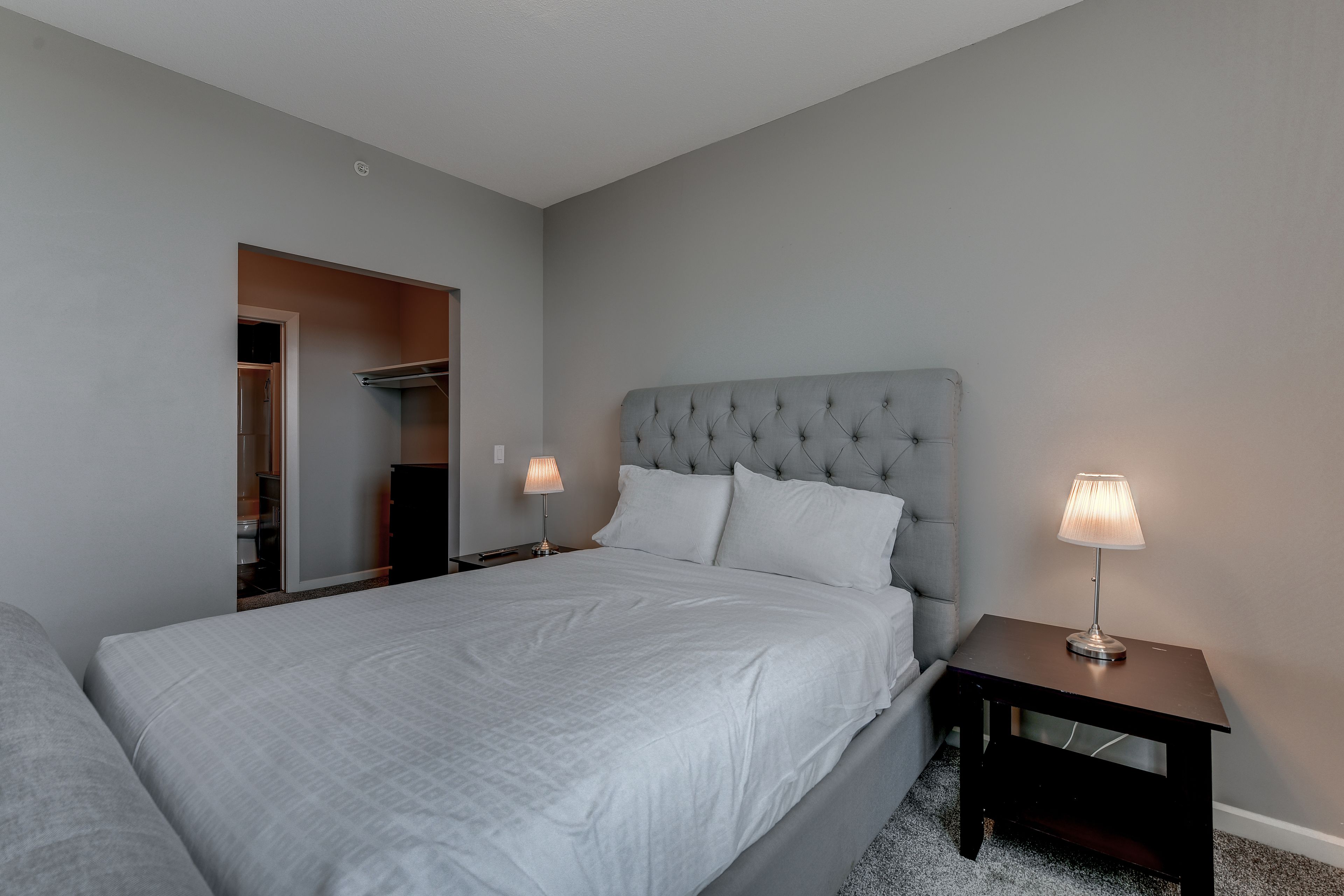 Suite Digs Vetro