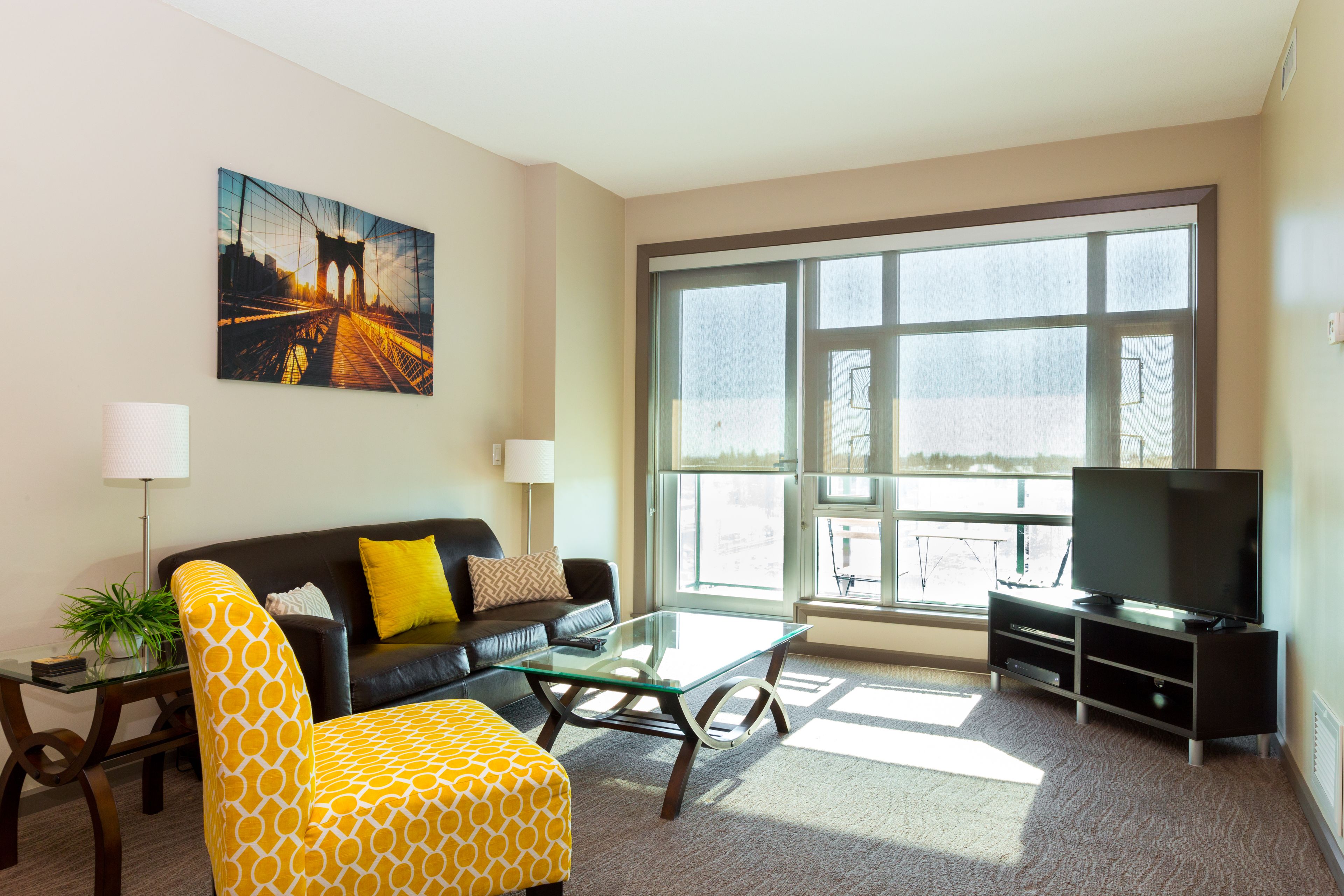Suite Digs Vetro