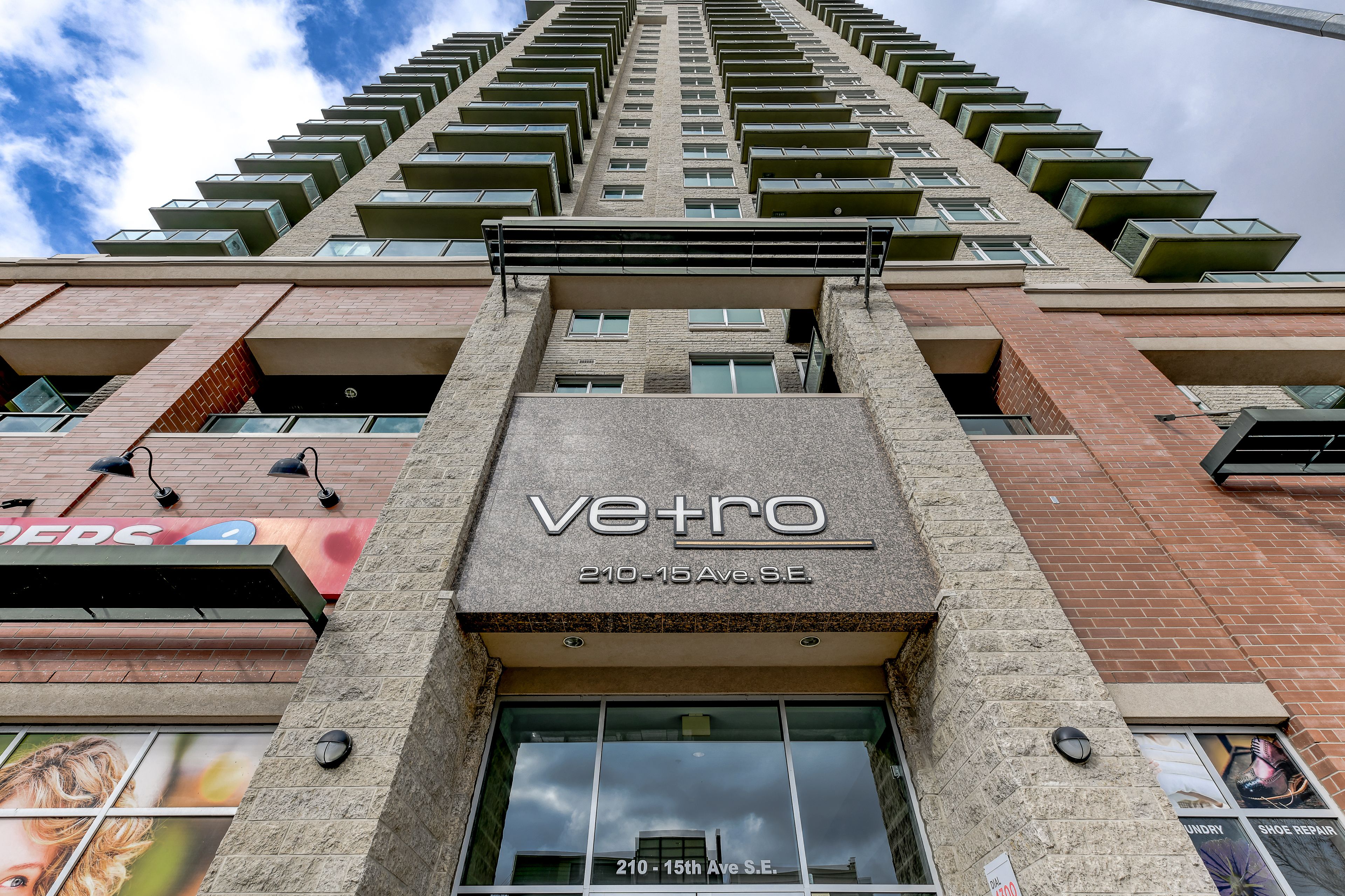Suite Digs Vetro