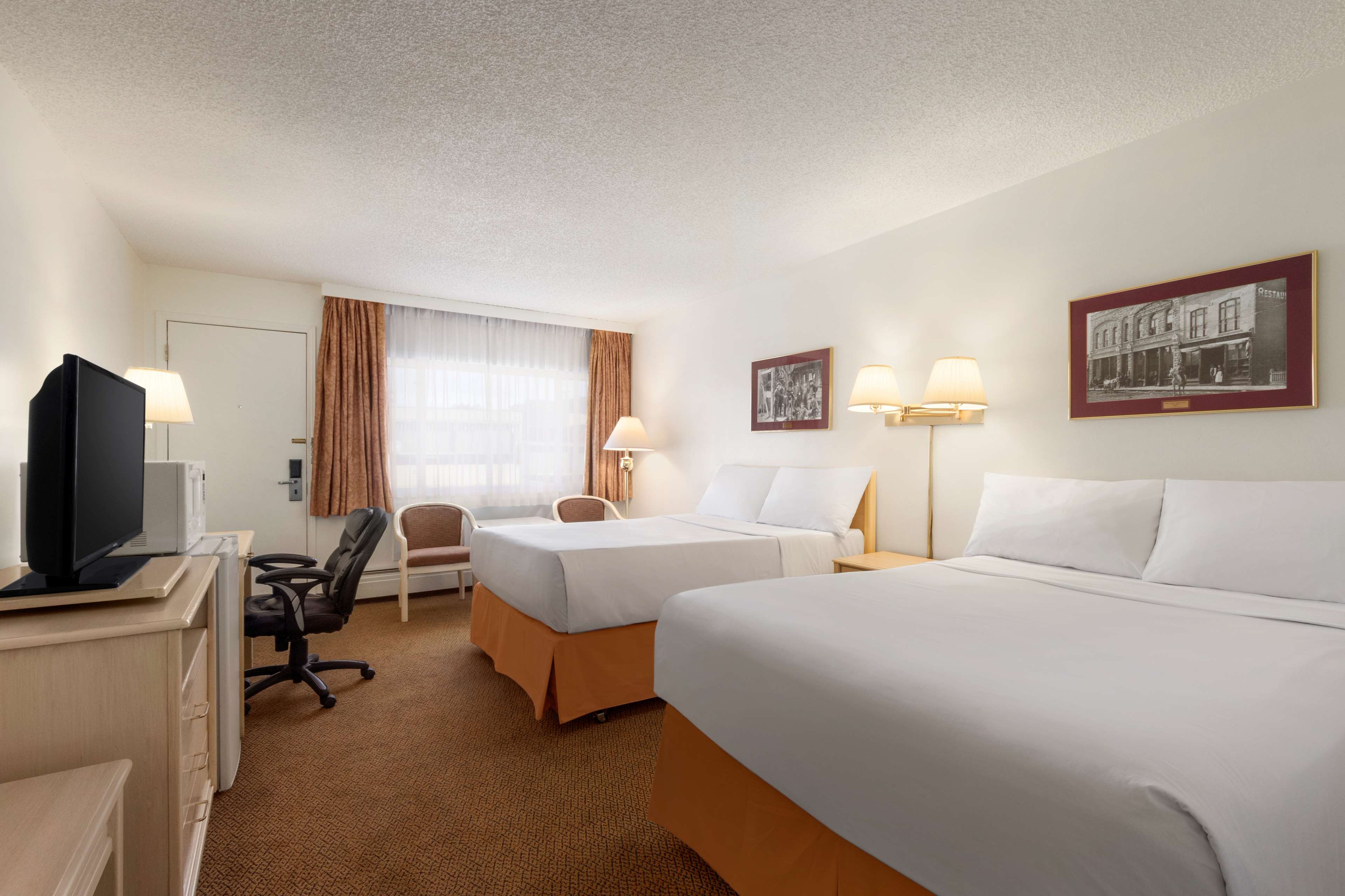 Travelodge by Wyndham Calgary South