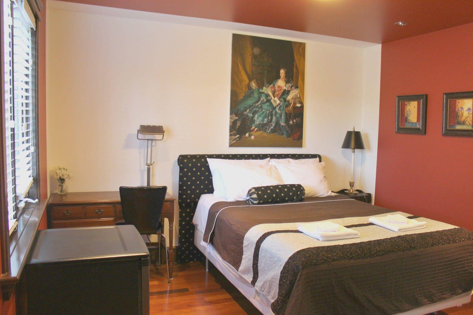 Westmount River Inn