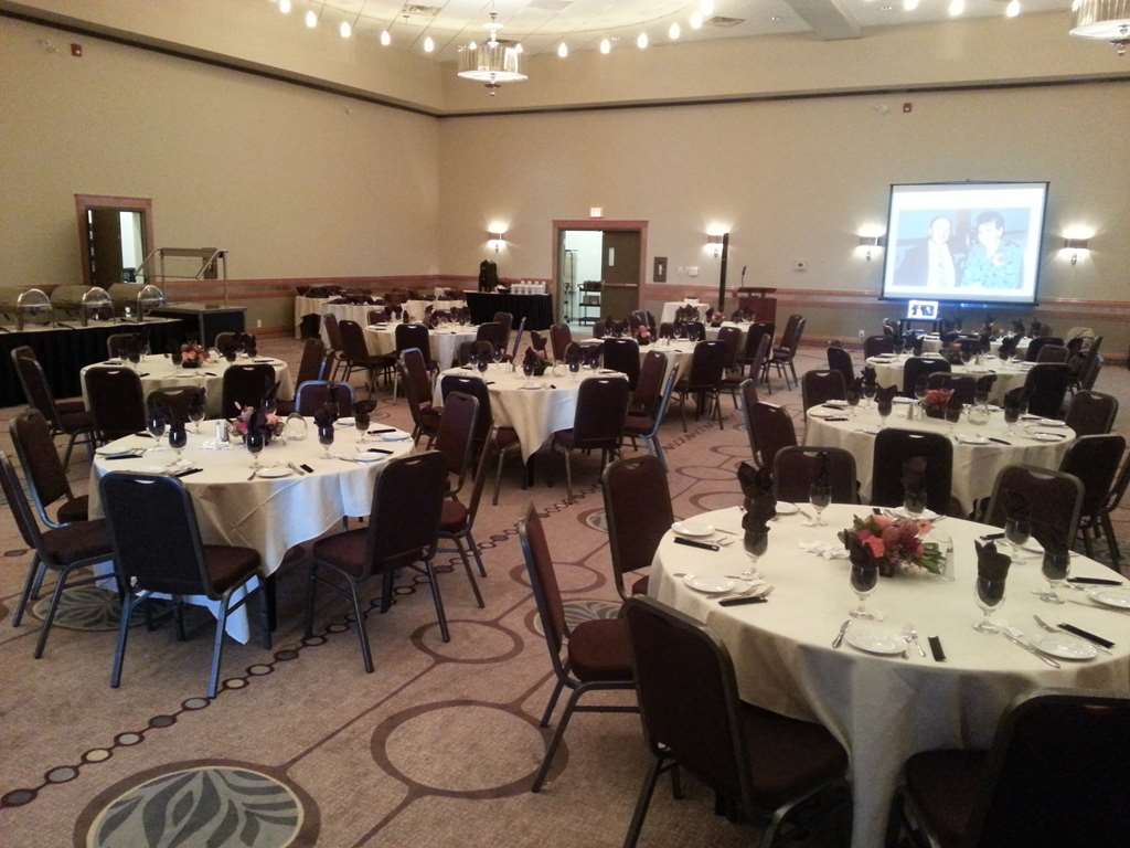 Camrose Resort Casino, BW Premier Collection