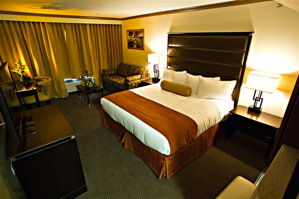 Camrose Resort Casino, BW Premier Collection