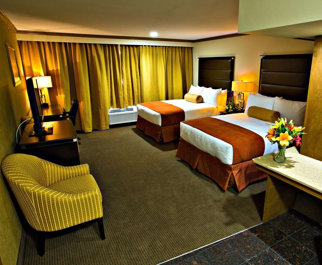 Camrose Resort Casino, BW Premier Collection
